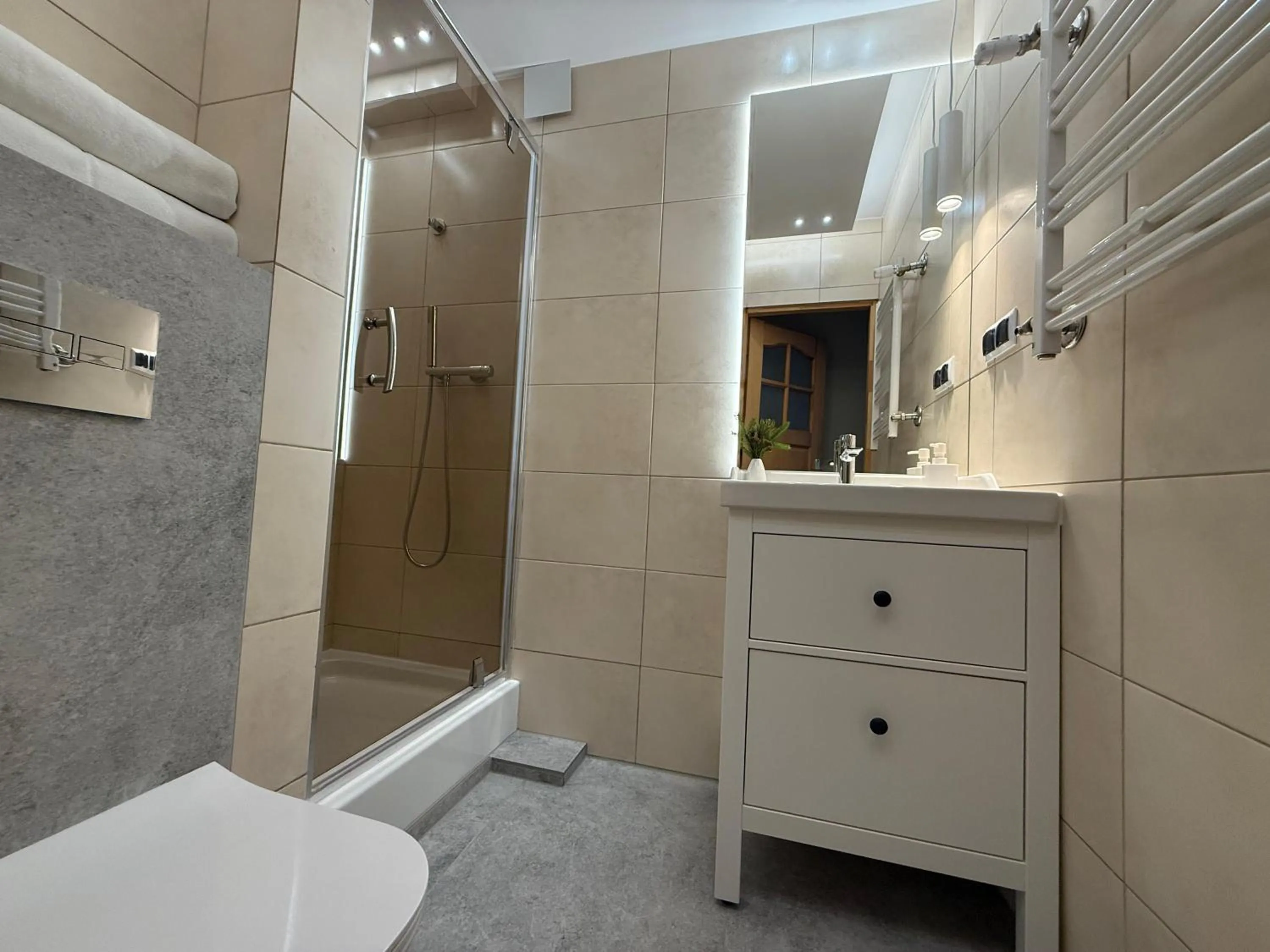 Shower in Sasanka przy Gondoli