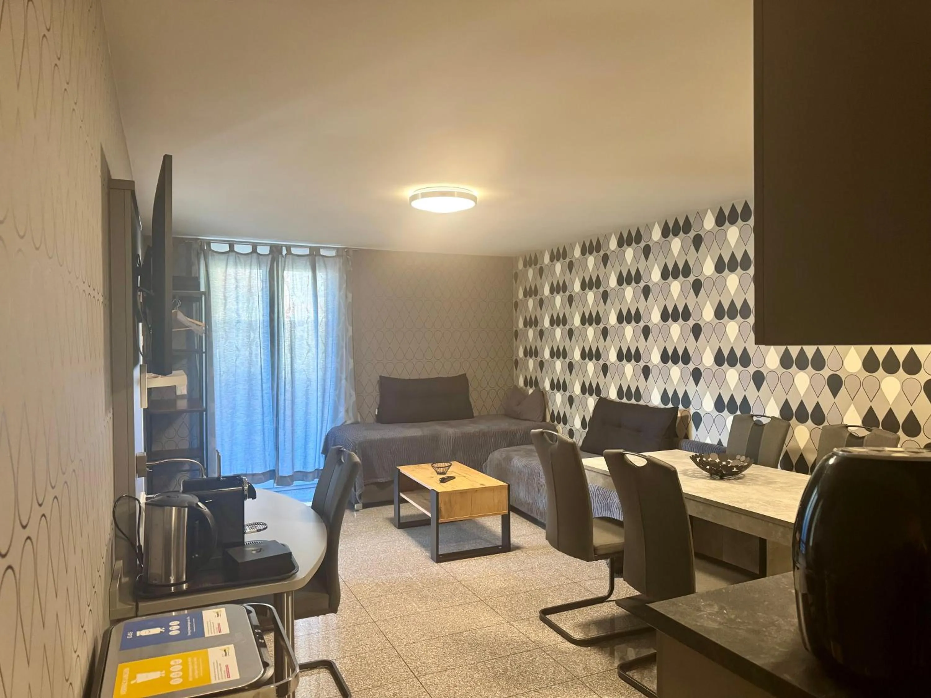 TV and multimedia in Hotel Mythos "rooms with kitchenette- apartments with kitchen"