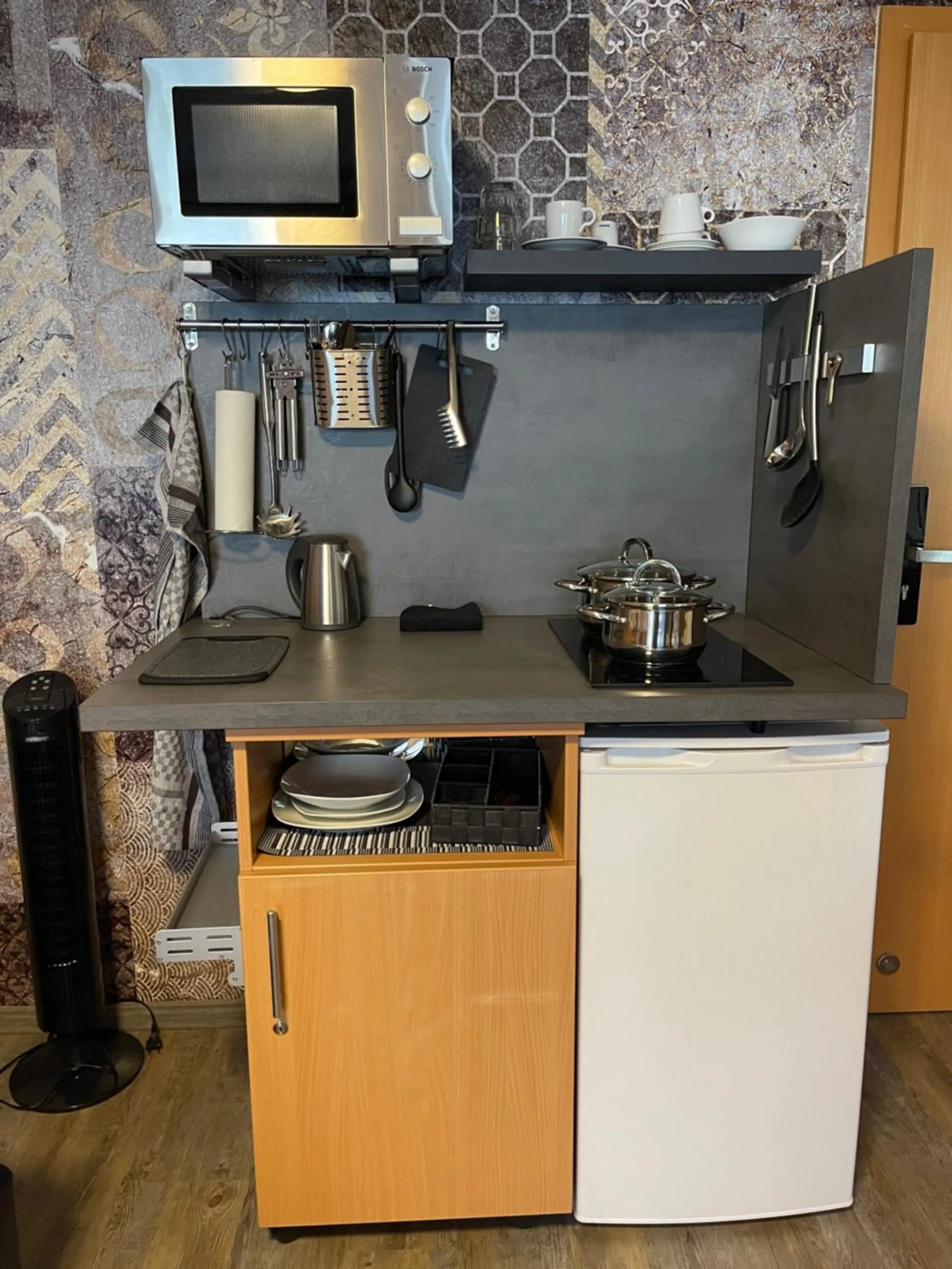 Toilet in Hotel Mythos "rooms with kitchenette- apartments with kitchen"