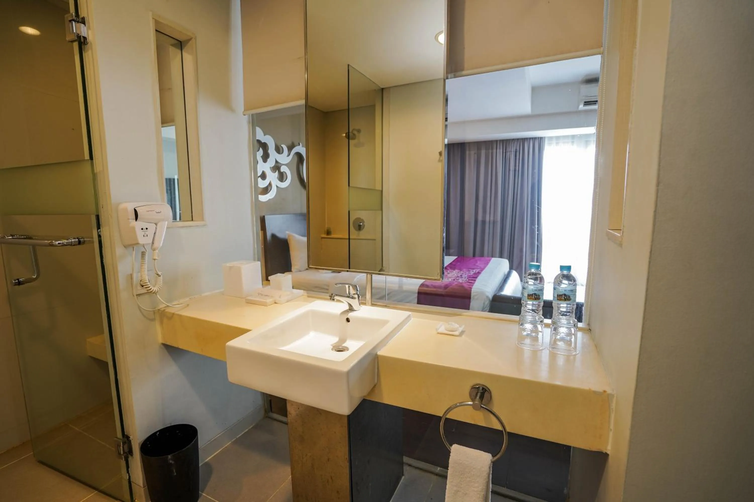 Bathroom in Soll Marina Hotel & Conference Center Bangka