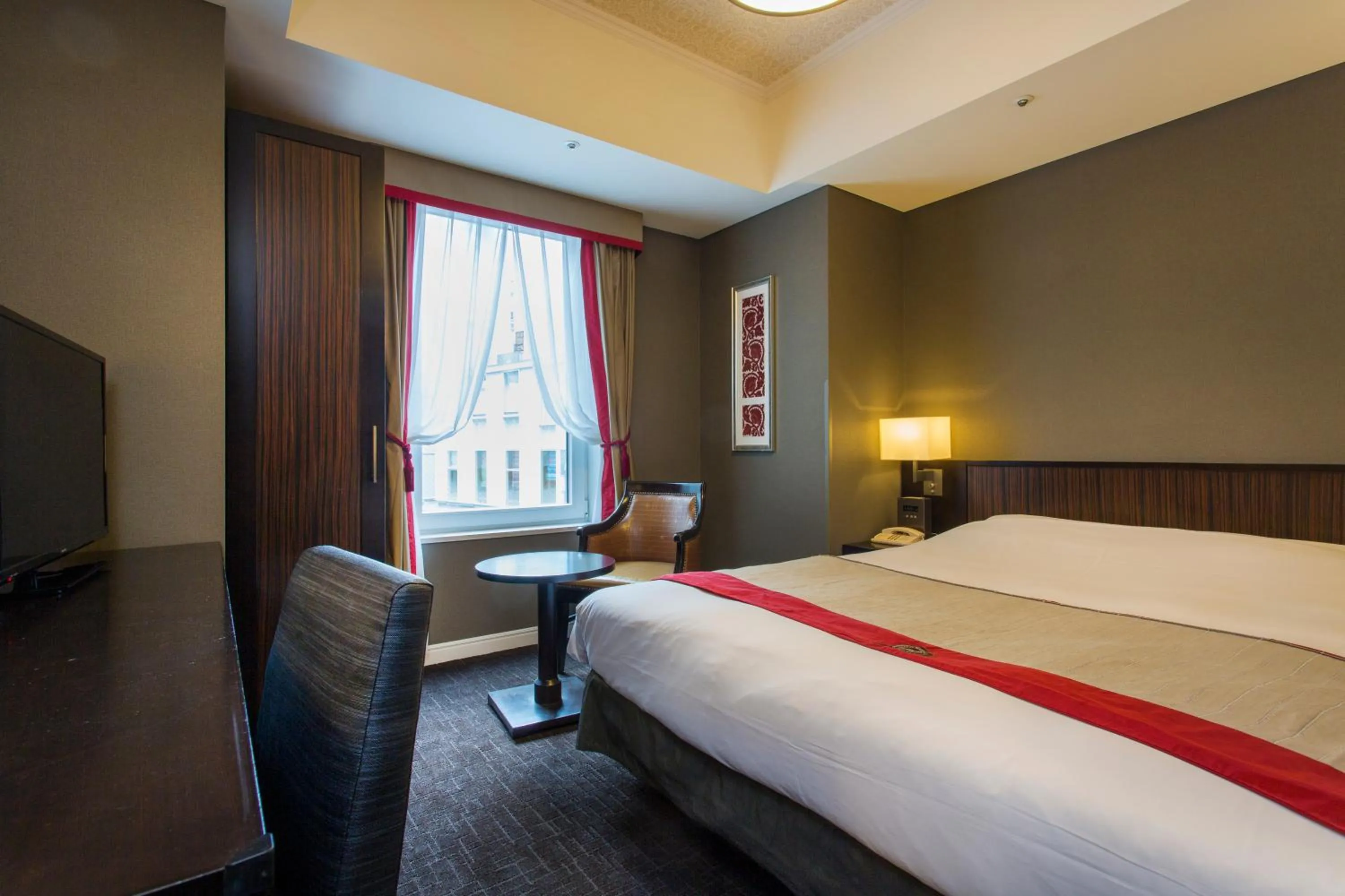 Photo of the whole room, Bed in Hotel Monterey Akasaka