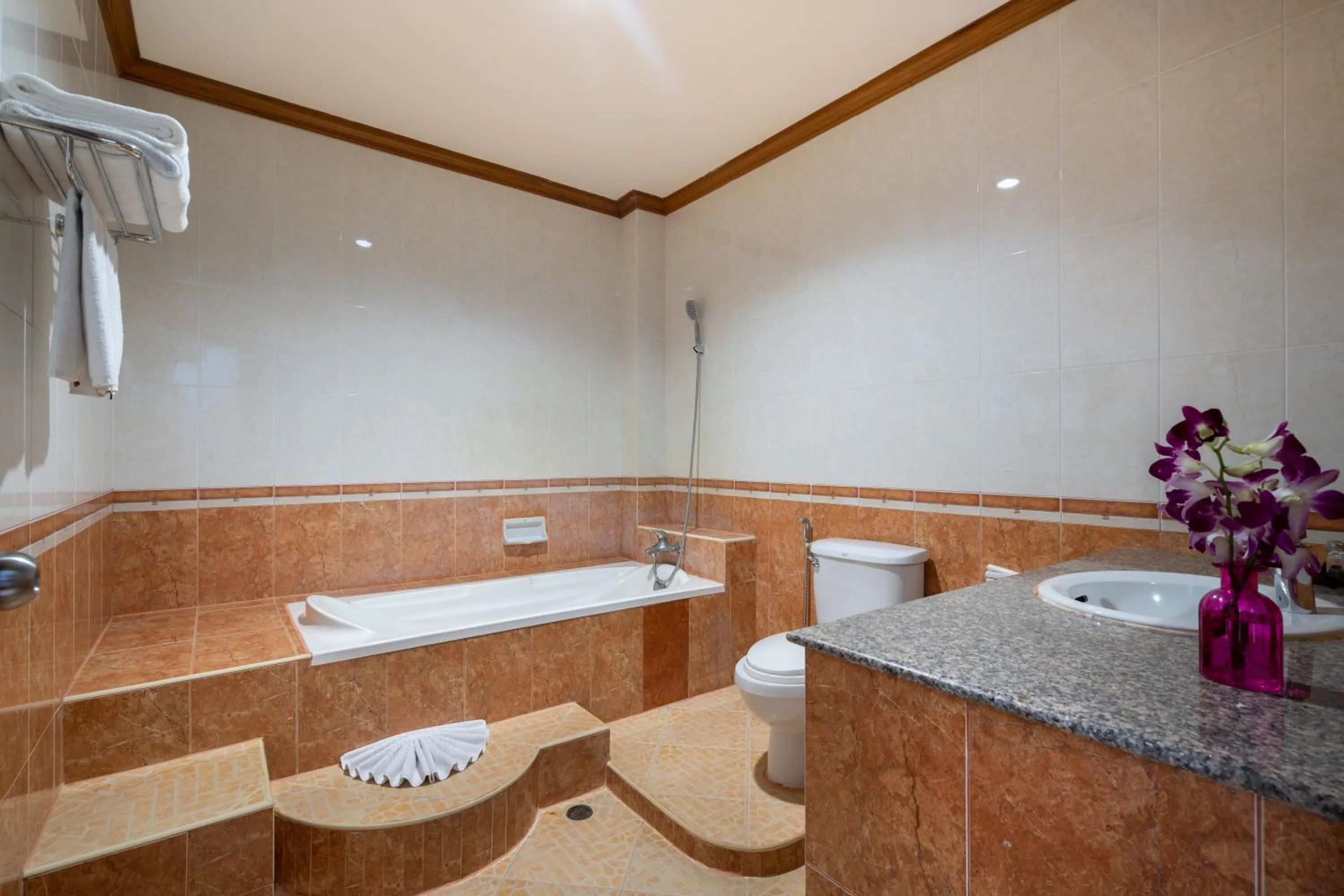 Bathroom in Memory Karon Resort