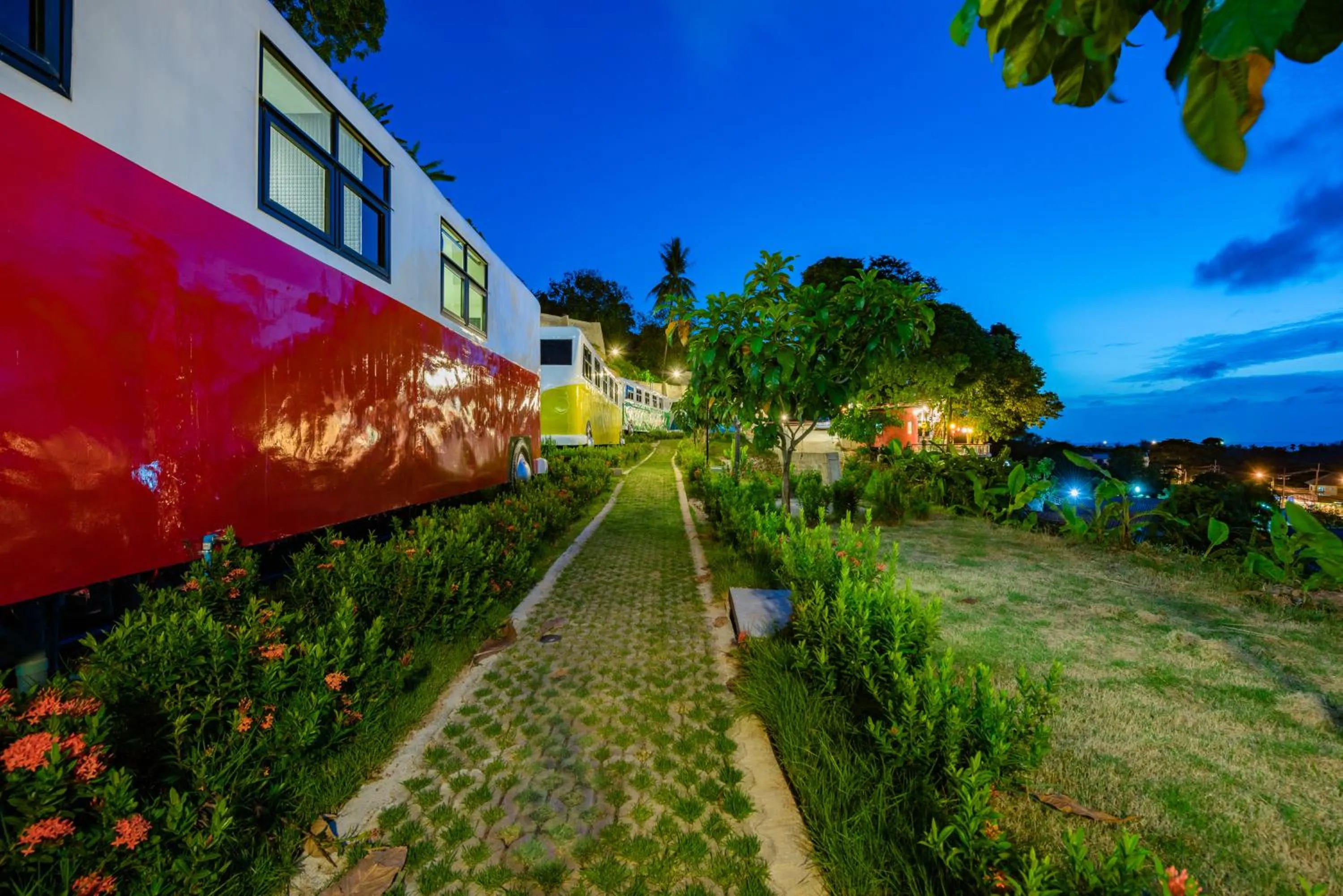 Garden in Memory Karon Resort