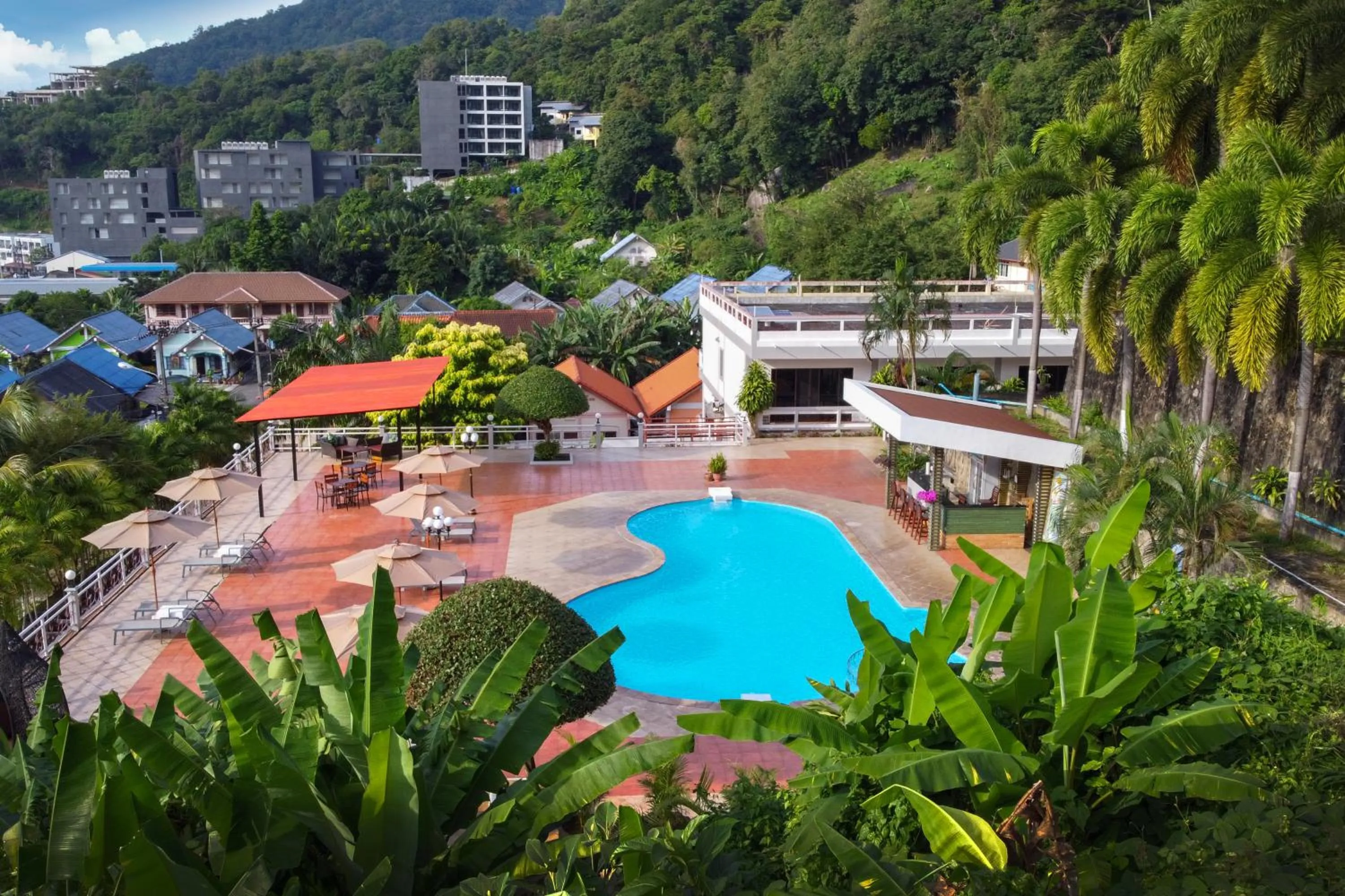 Property building in Memory Karon Resort