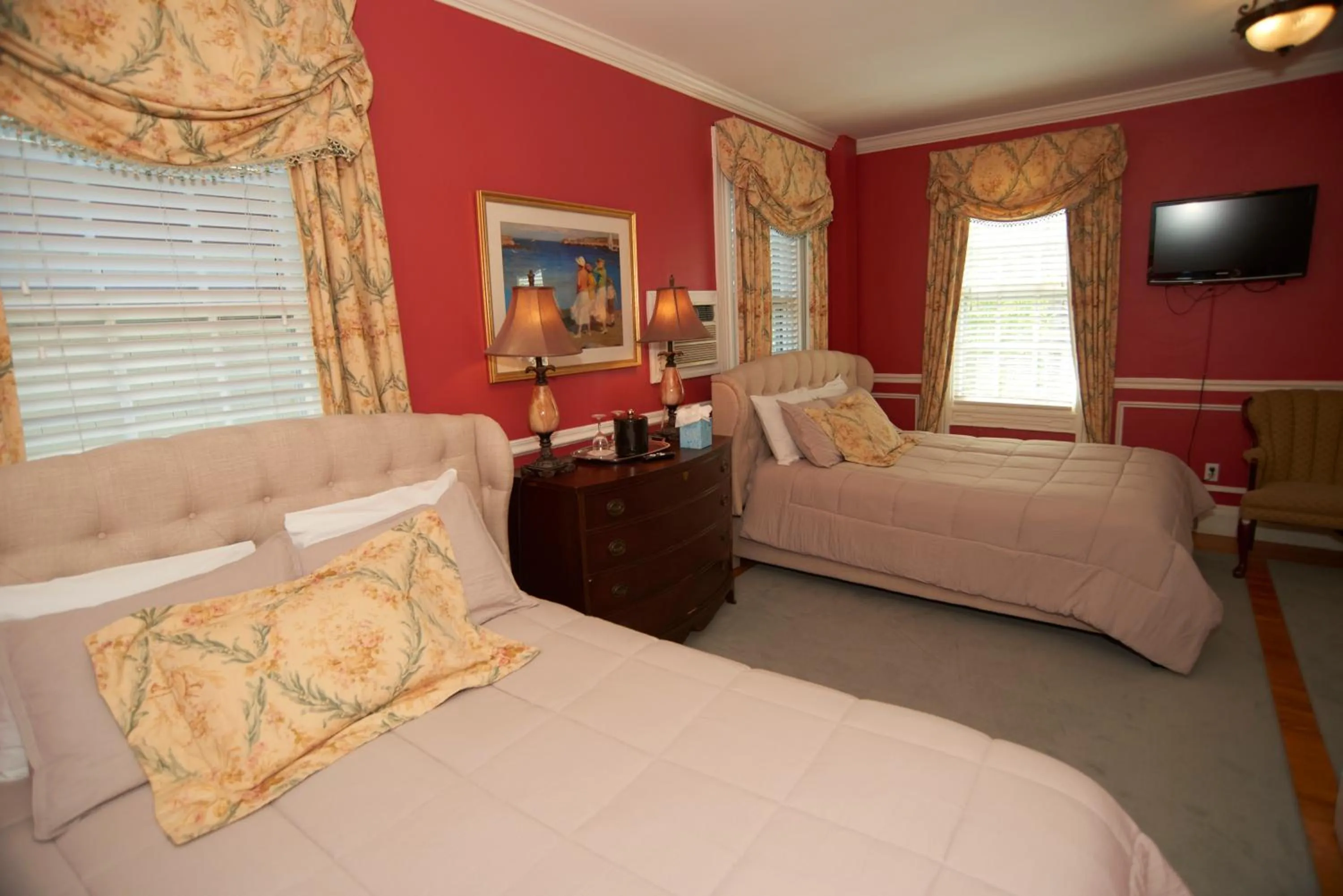 Bed in Bellevue Manor