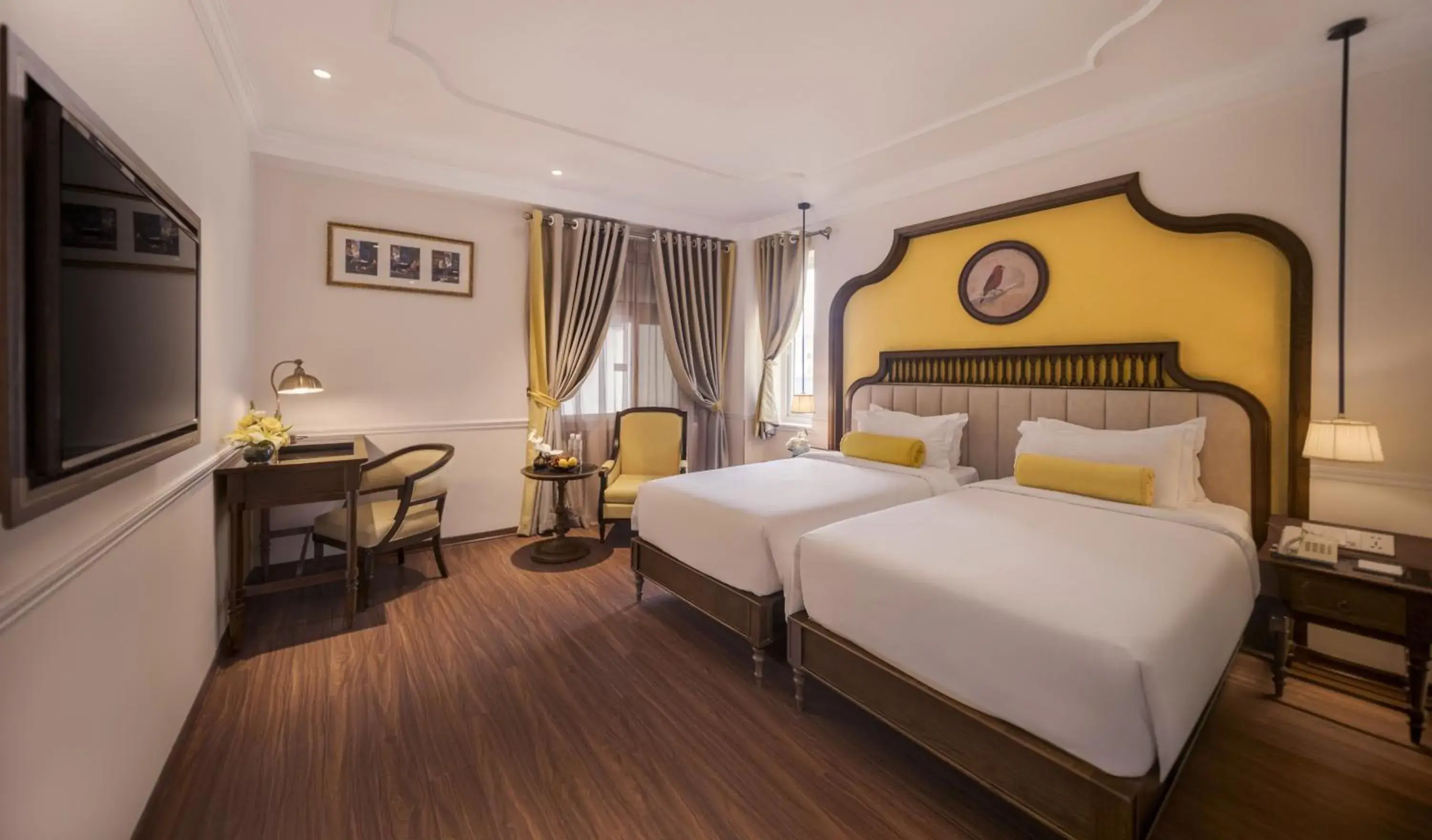 Deluxe Double or Twin Room with City View in Hanoi Tirant Hotel Deluxe Double or Twin Room with City View in Hanoi Tirant Hotel
