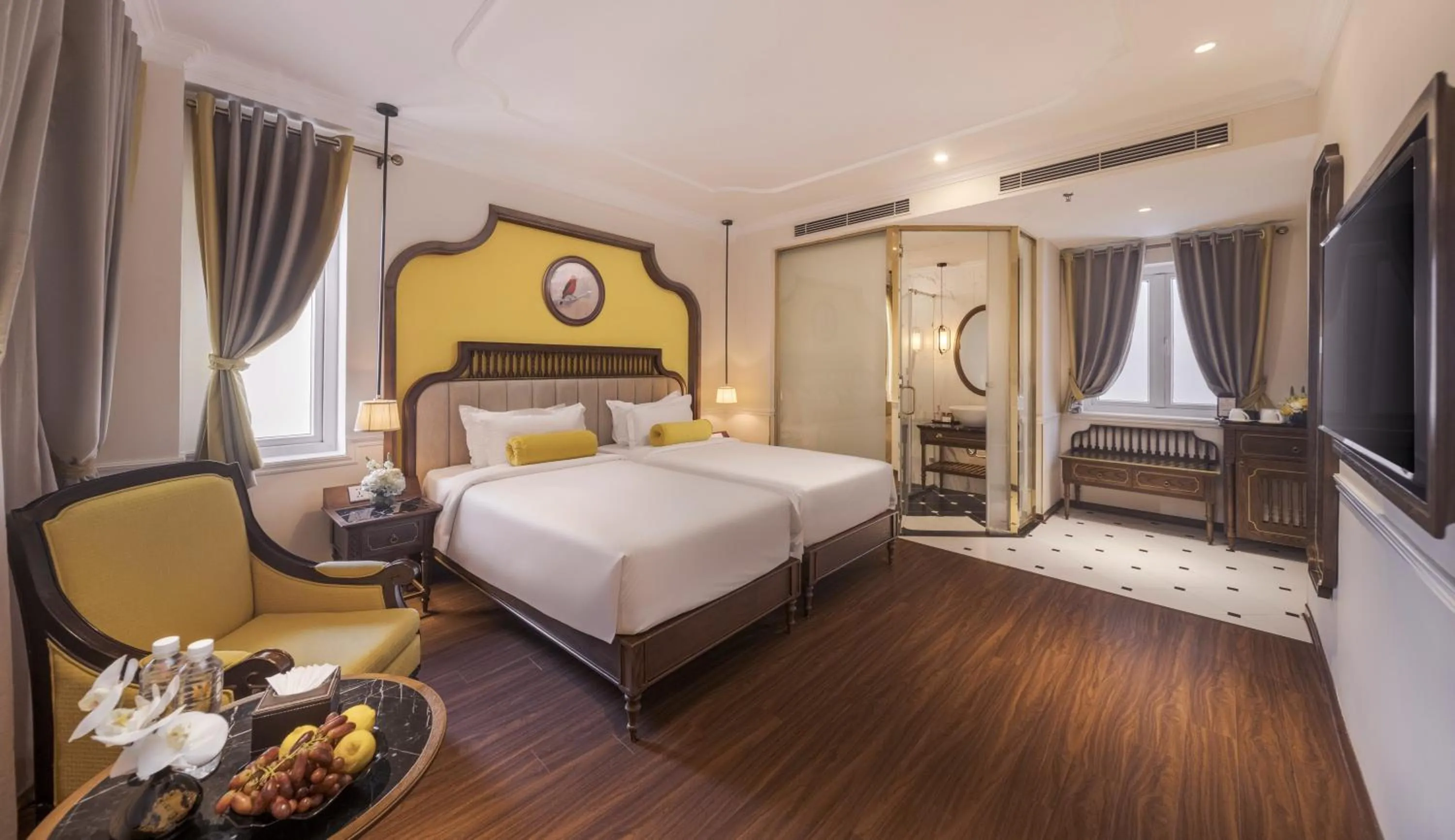 Photo of the whole room, Bed in Hanoi Tirant Hotel