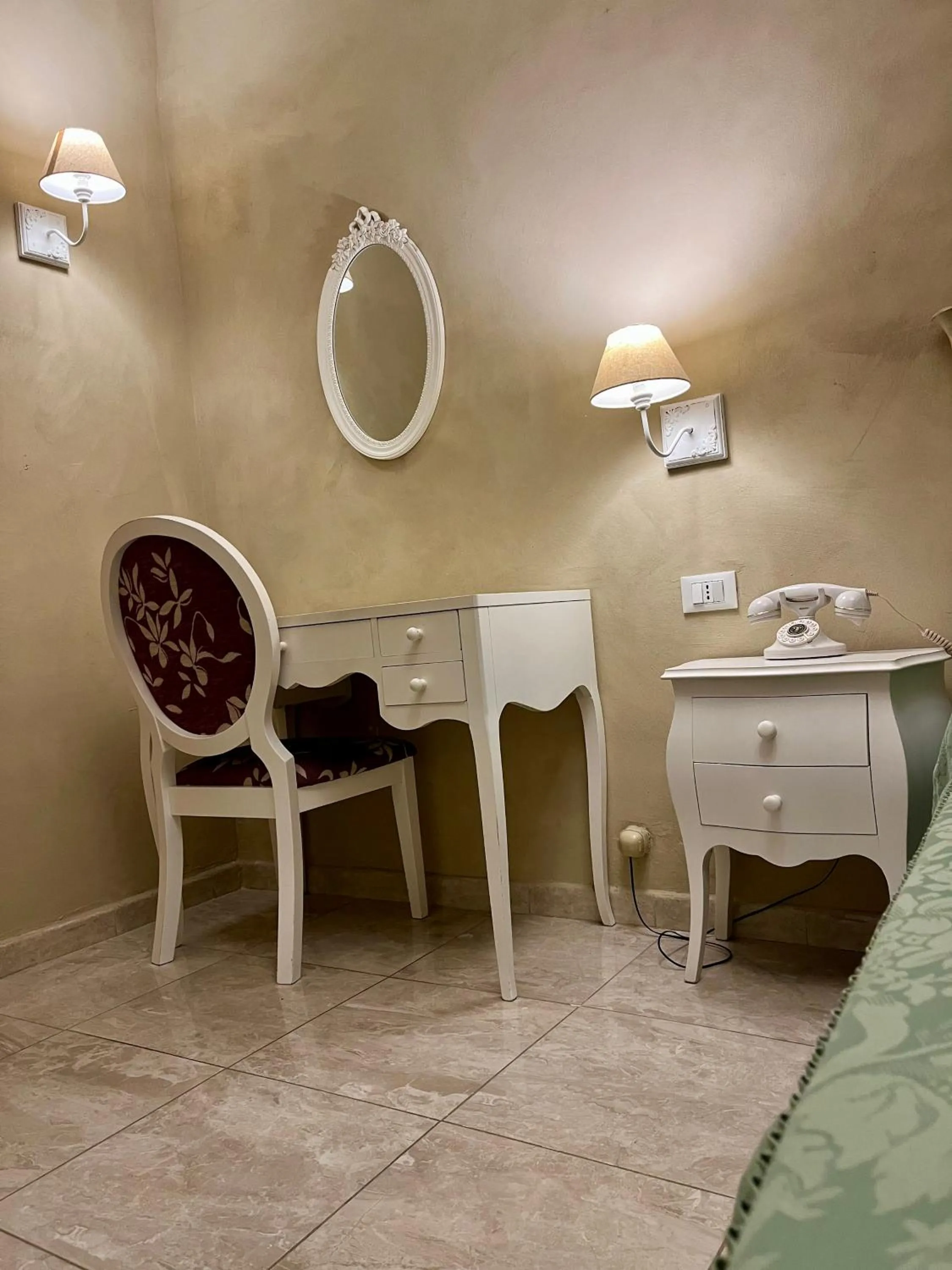 Bed in Boutique Hotel Calais Milano