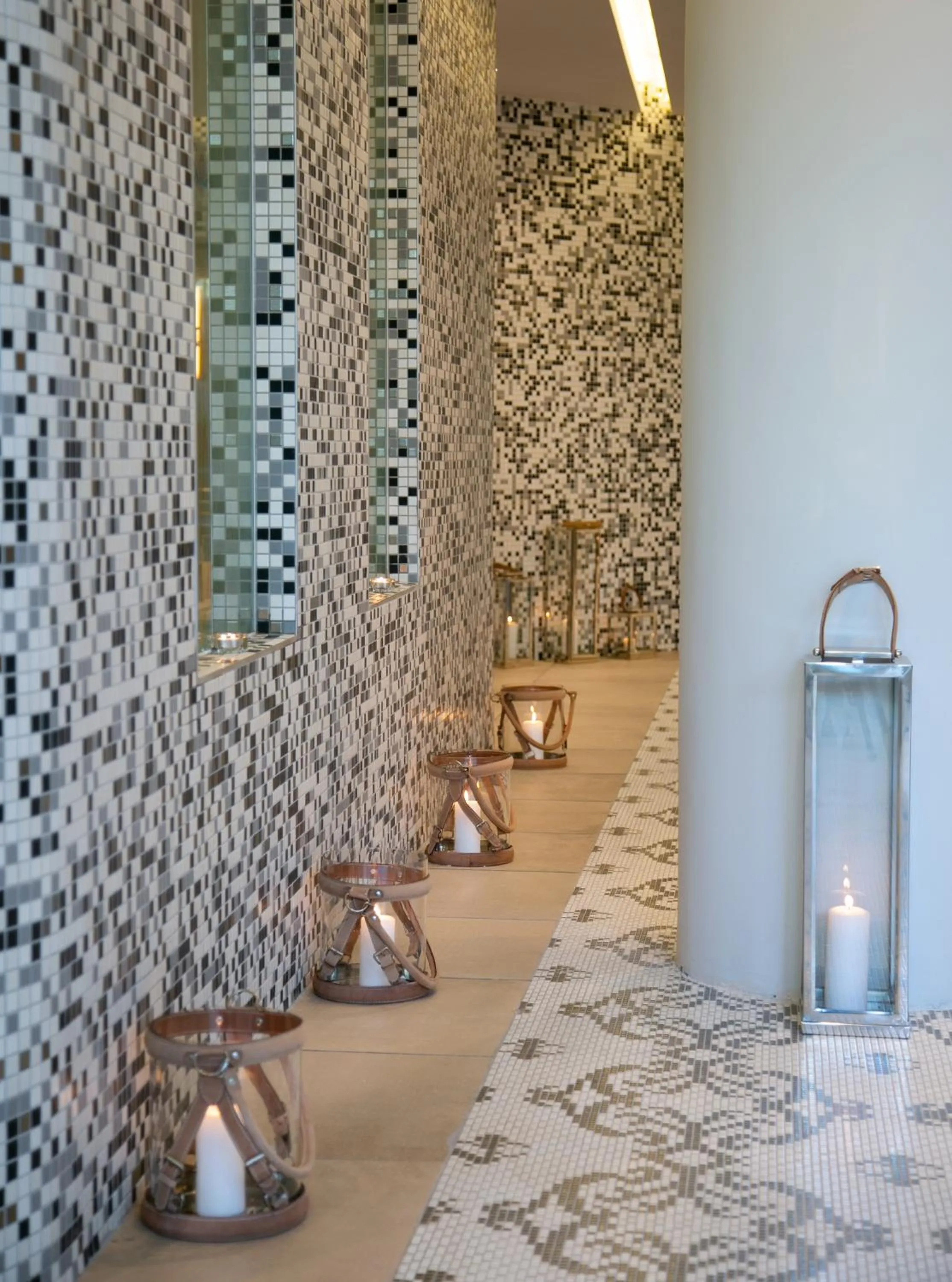 Massage in Vangelis Hotel & Suites