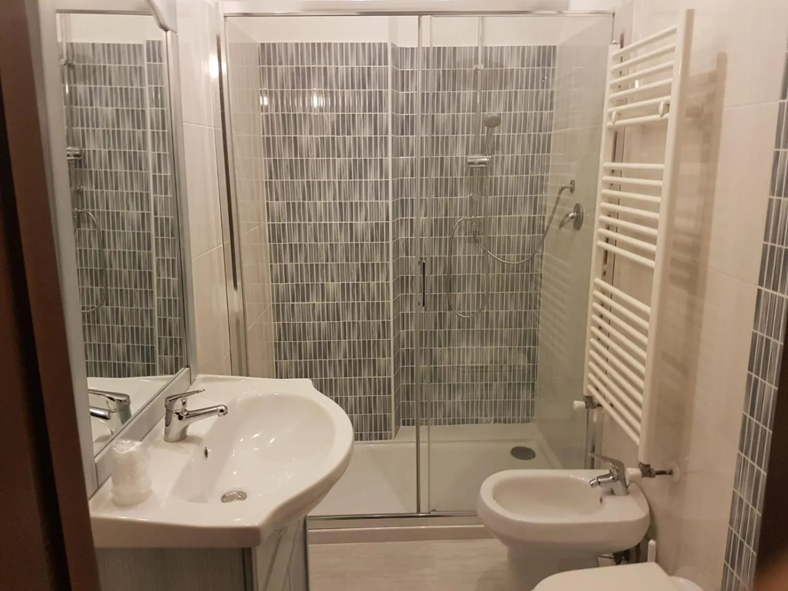 Shower in Villa Altieri