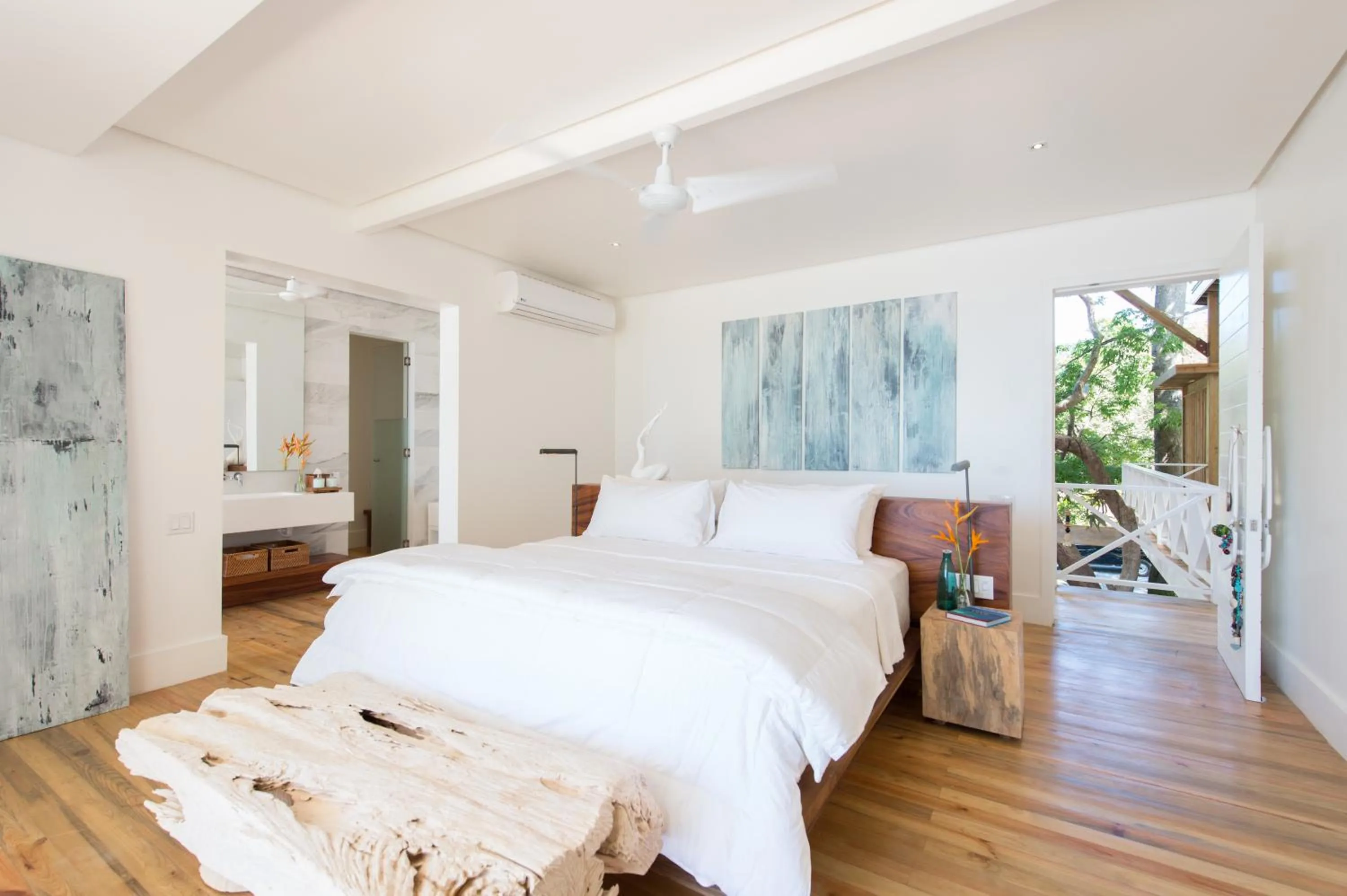 Bed in Ibagari Boutique Hotel