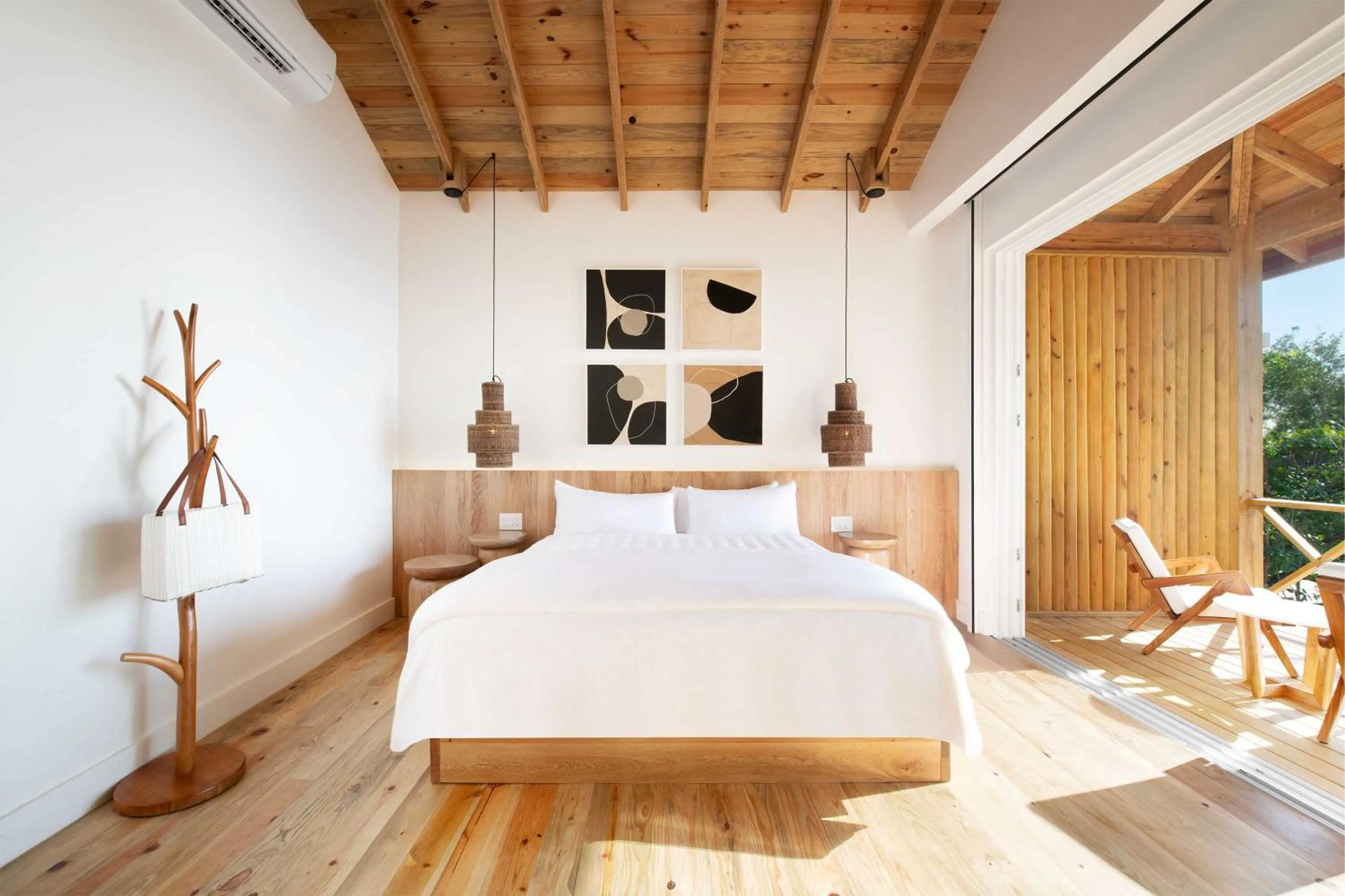 Bed in Ibagari Boutique Hotel