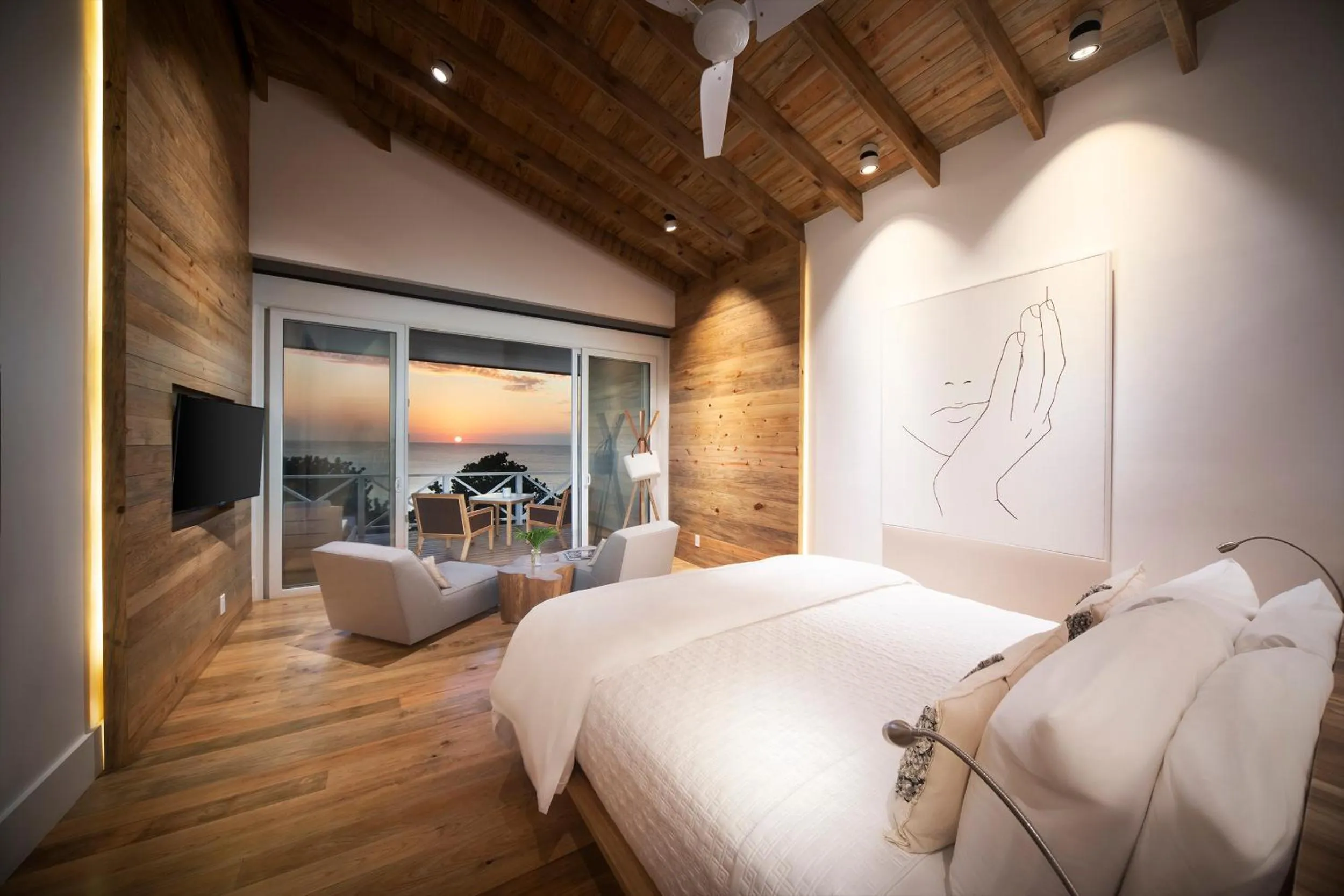 Photo of the whole room, Bed in Ibagari Boutique Hotel