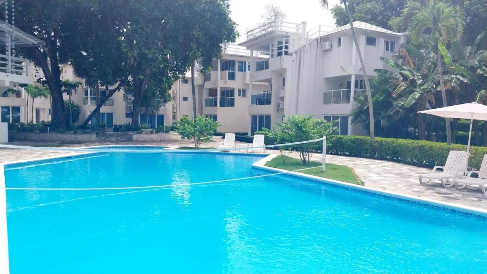 Property building in Tropical Casa Laguna