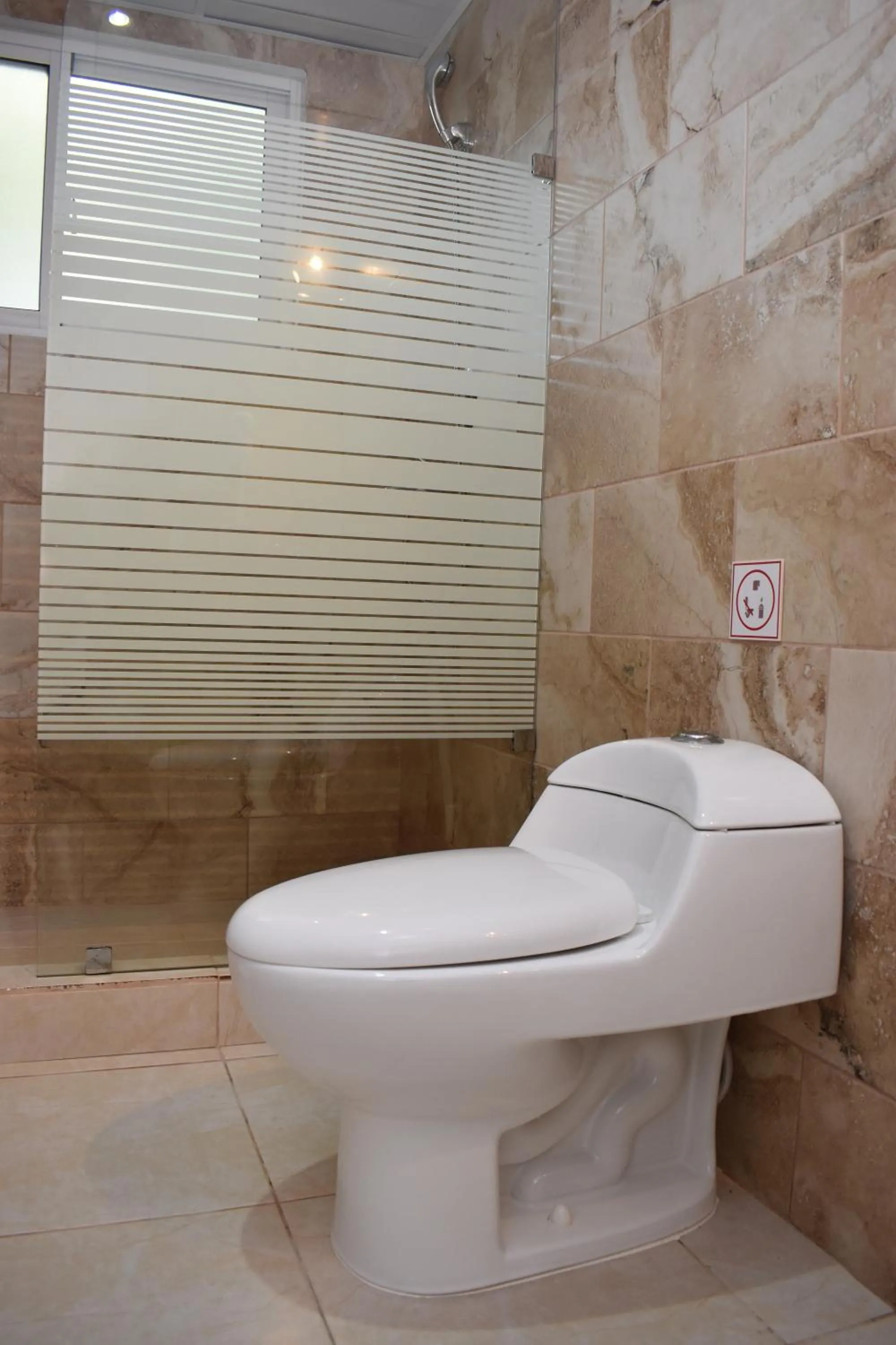 Toilet in Tropical Casa Laguna