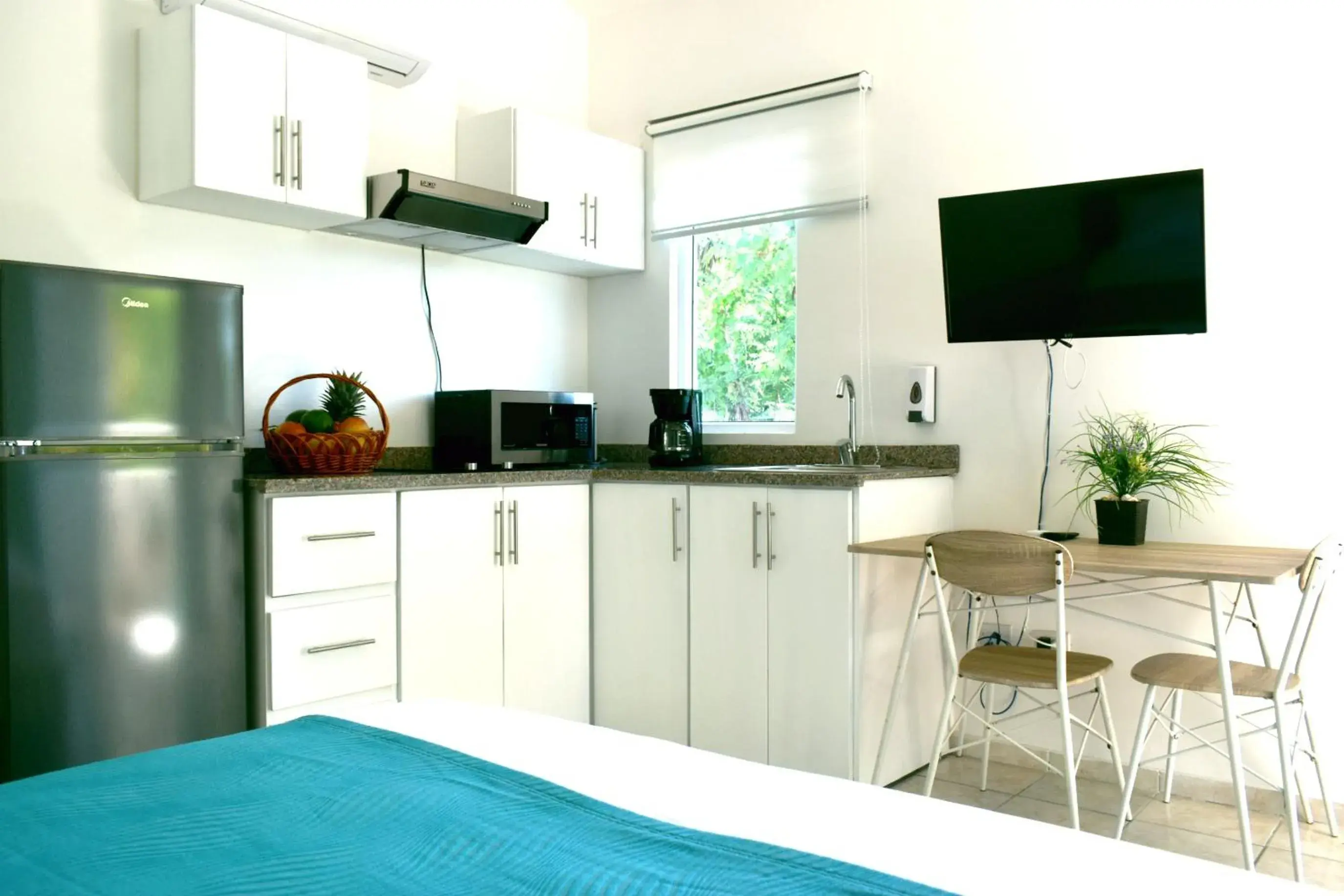 Garden view studio with kitchen with balcony in Tropical Casa Laguna Garden view studio with kitchen with balcony in Tropical Casa Laguna