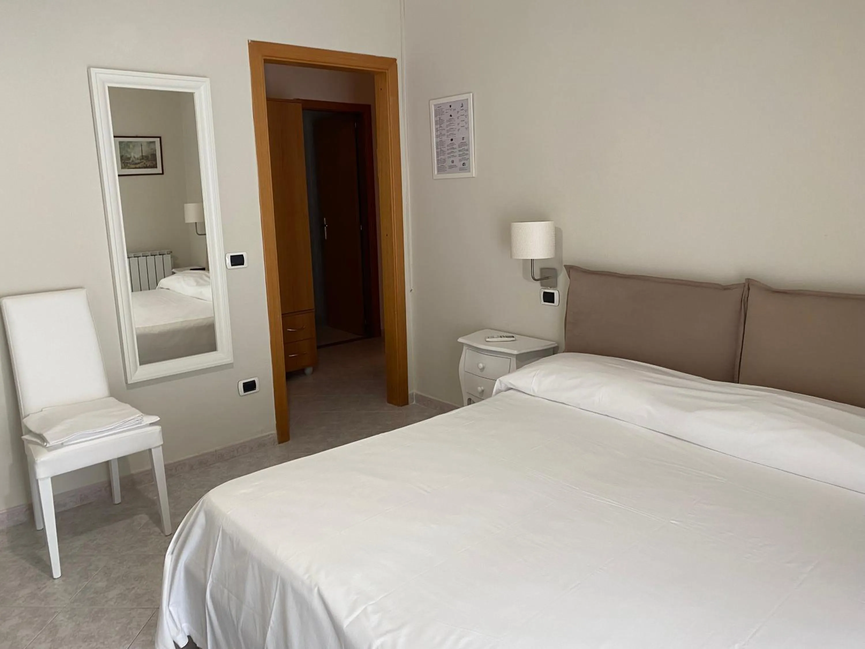 Property building, Bed in Hotel Ristorante Colleverde