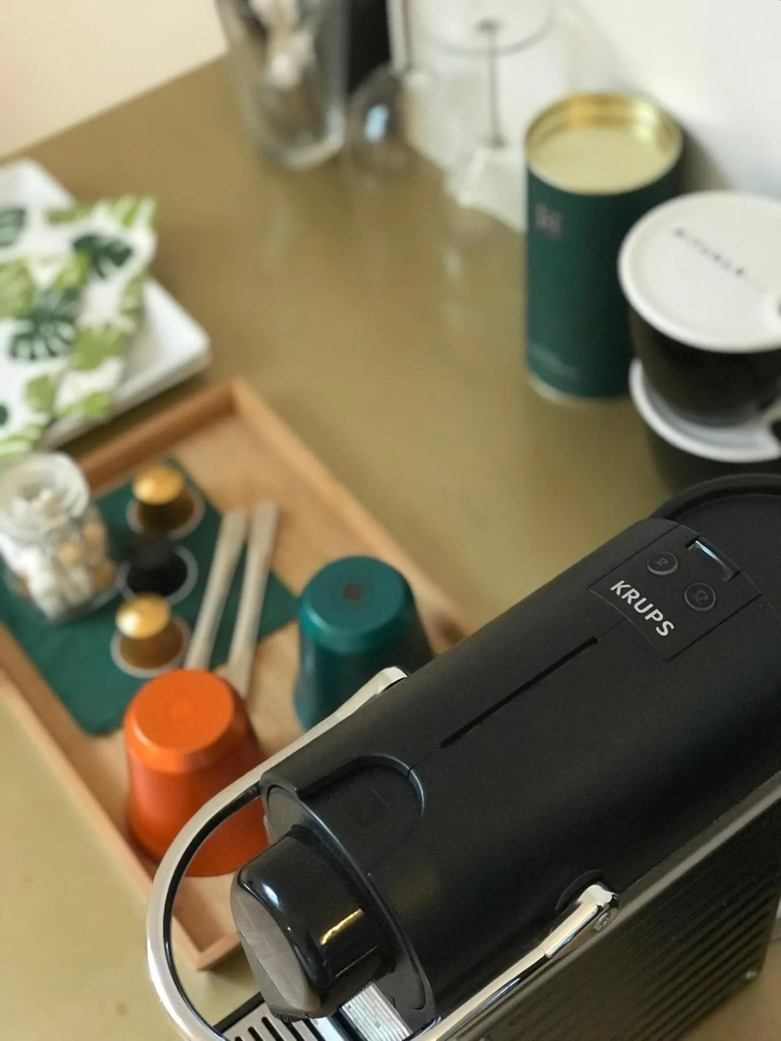 Coffee/tea facilities in B&B Yellow Submarine