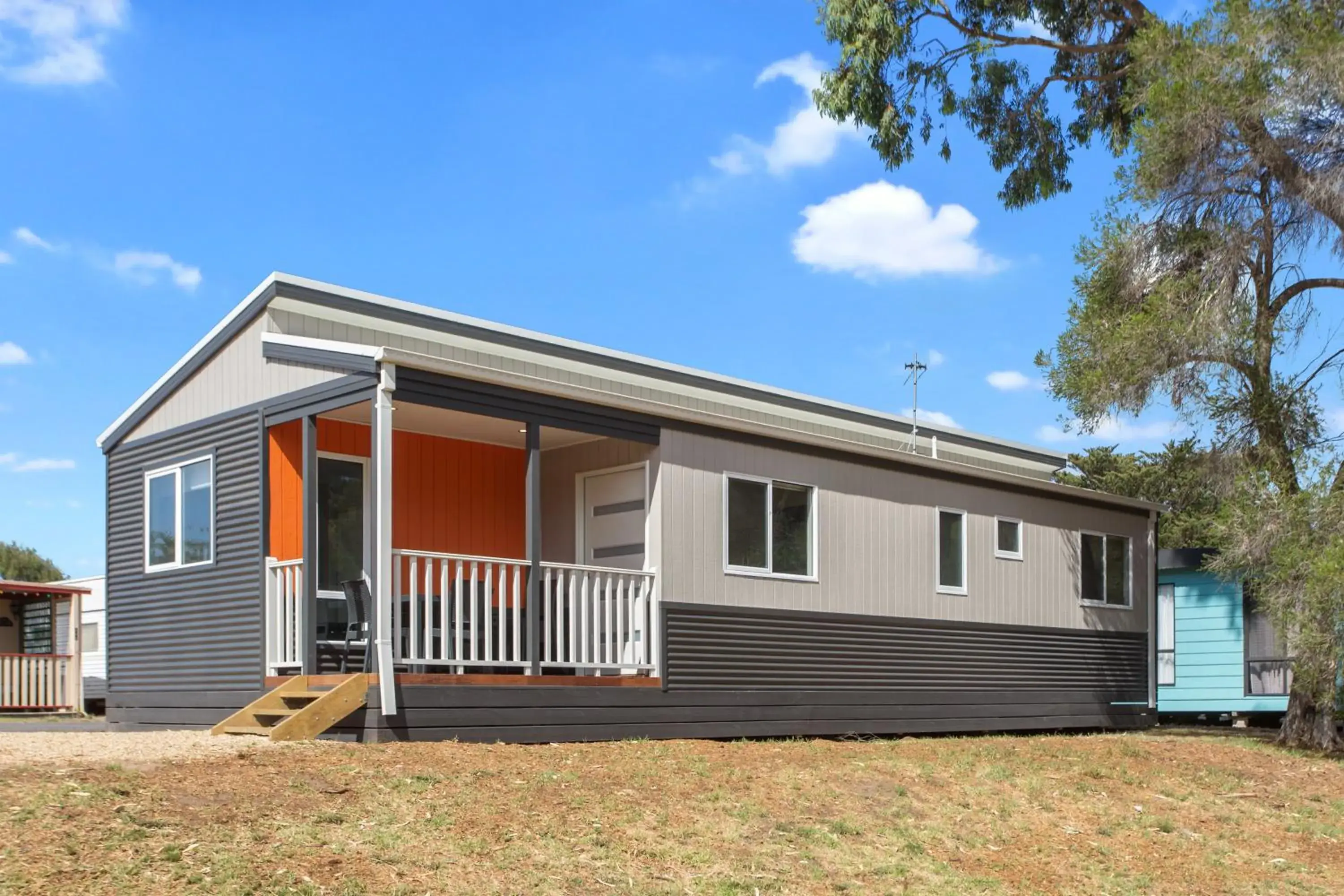 Superior Three-Bedroom Cabin in Victor Harbor Holiday Park Superior Three-Bedroom Cabin in Victor Harbor Holiday Park