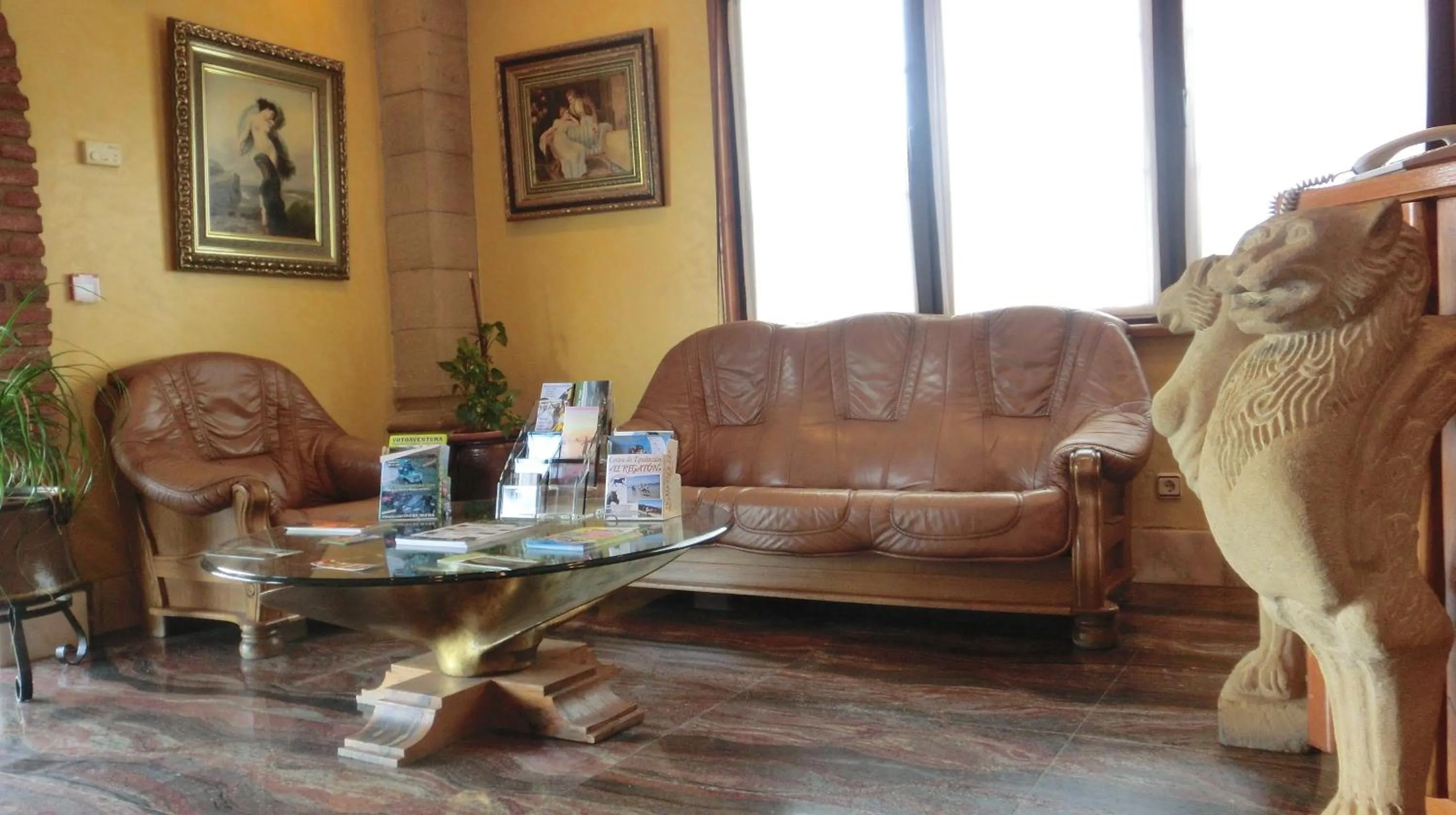 Lobby or reception in Hotel Las Ruedas