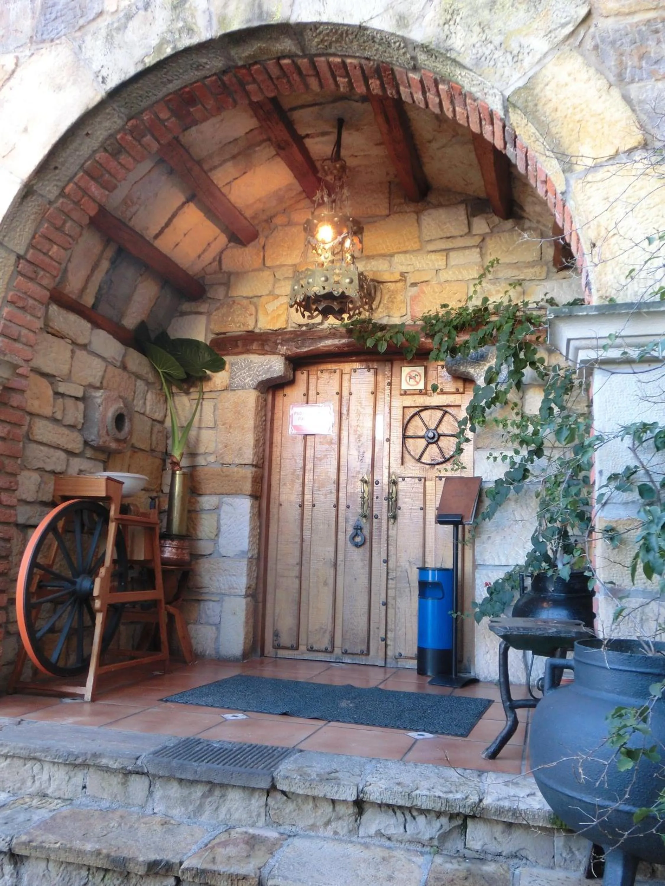 Facade/entrance in Hotel Las Ruedas
