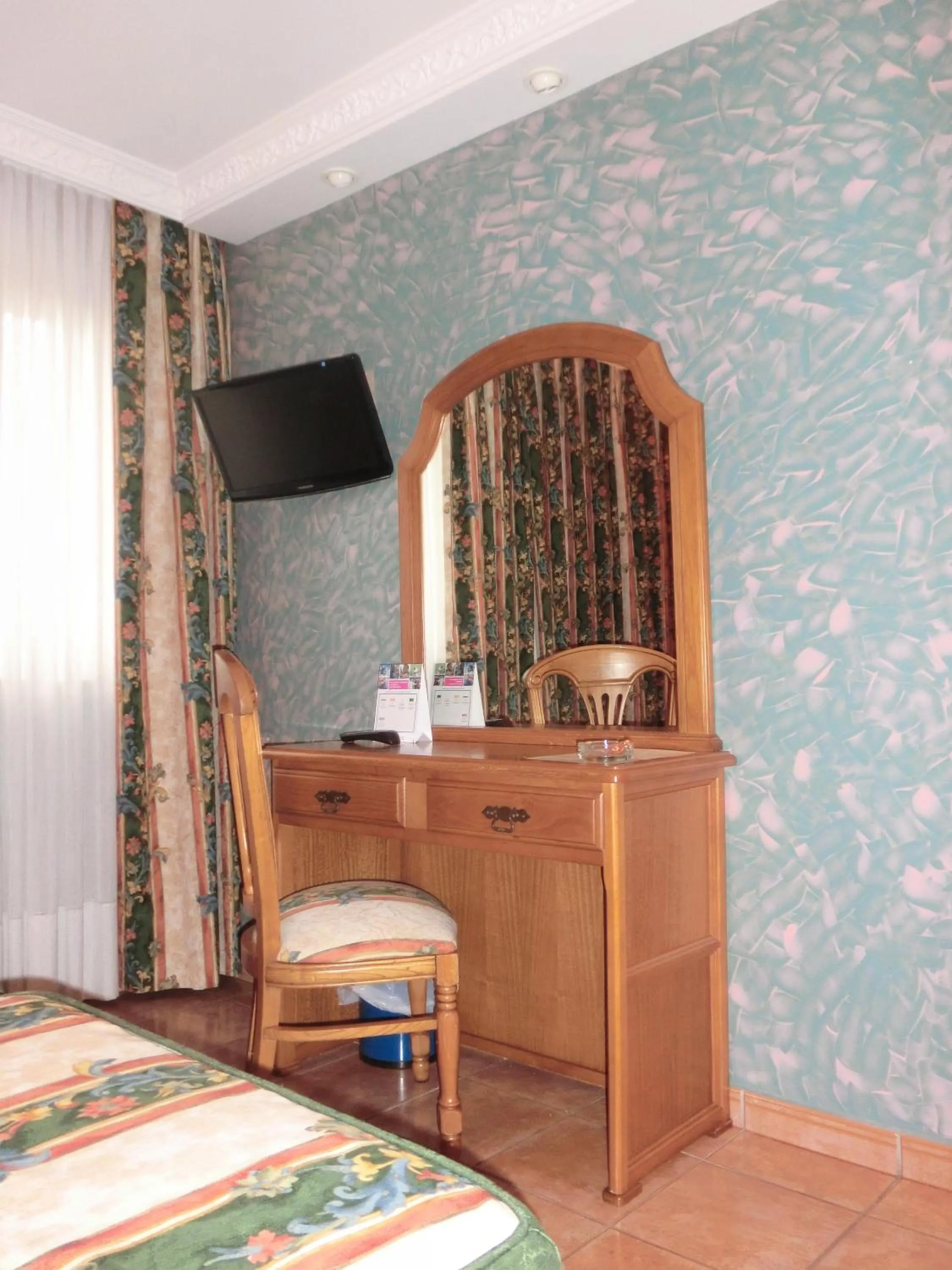 Photo of the whole room, Bed in Hotel Las Ruedas