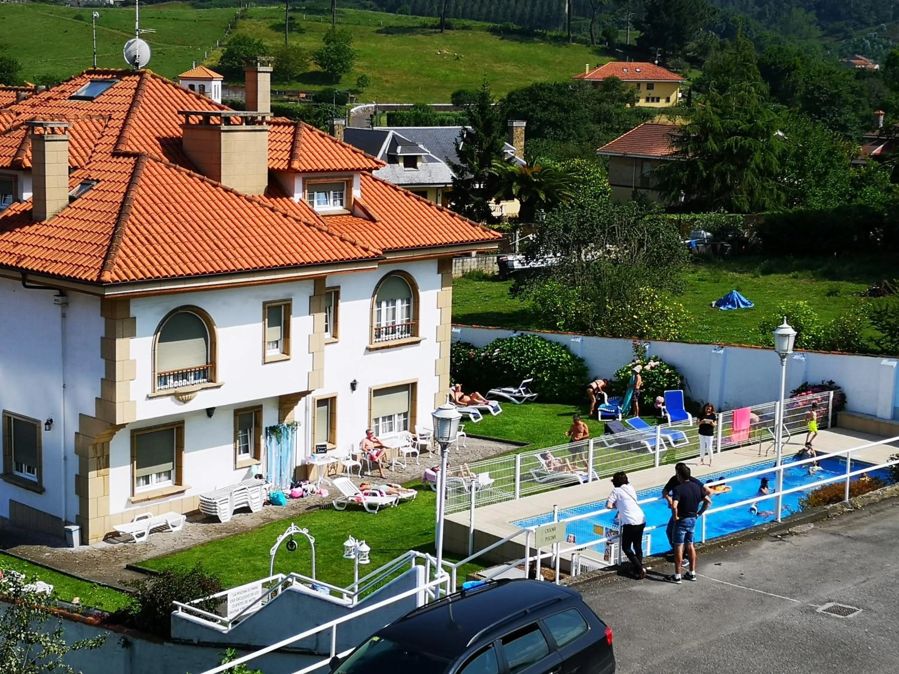 Swimming pool in Hotel y Casona El Carmen
