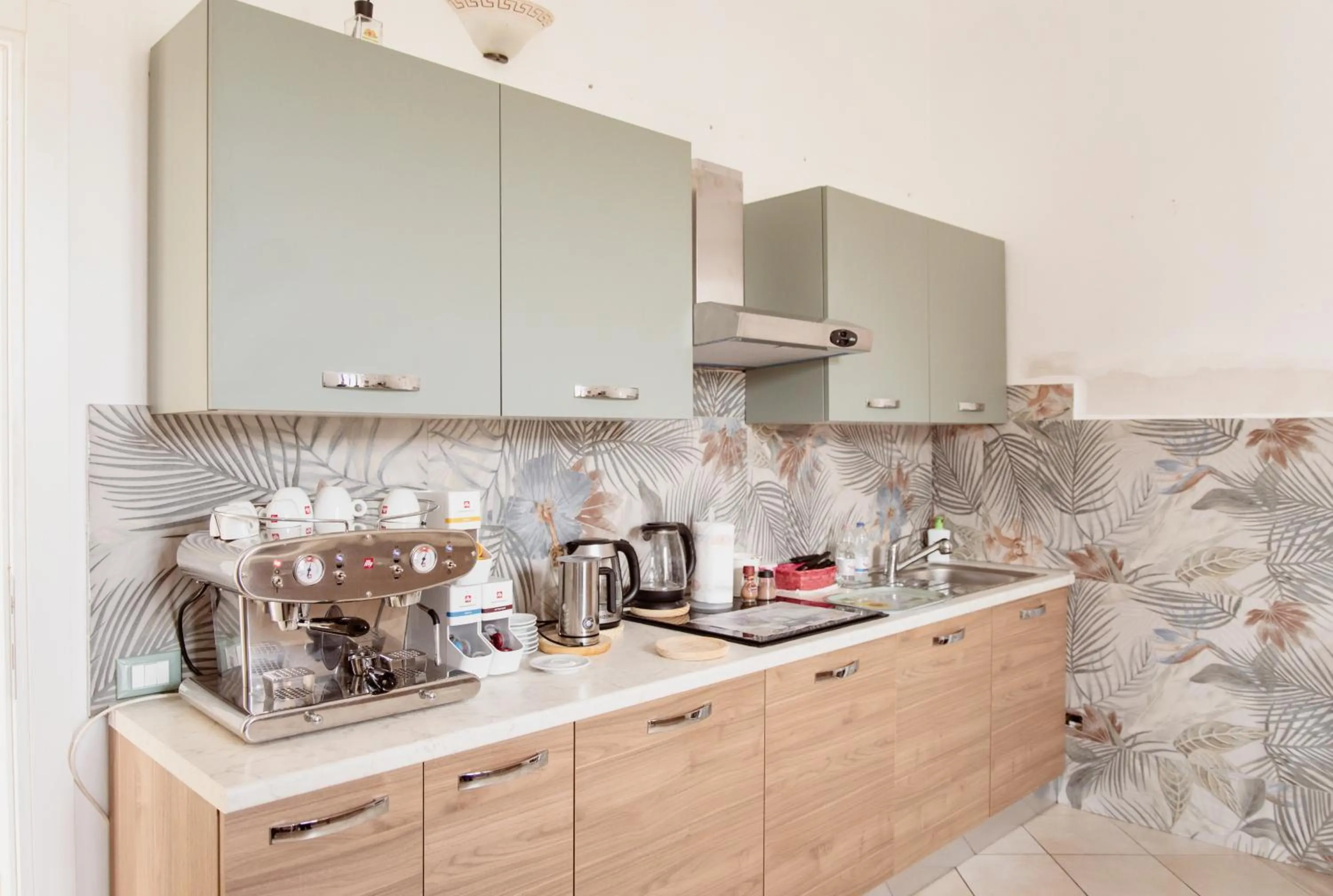 Coffee/tea facilities in B&B Toscana