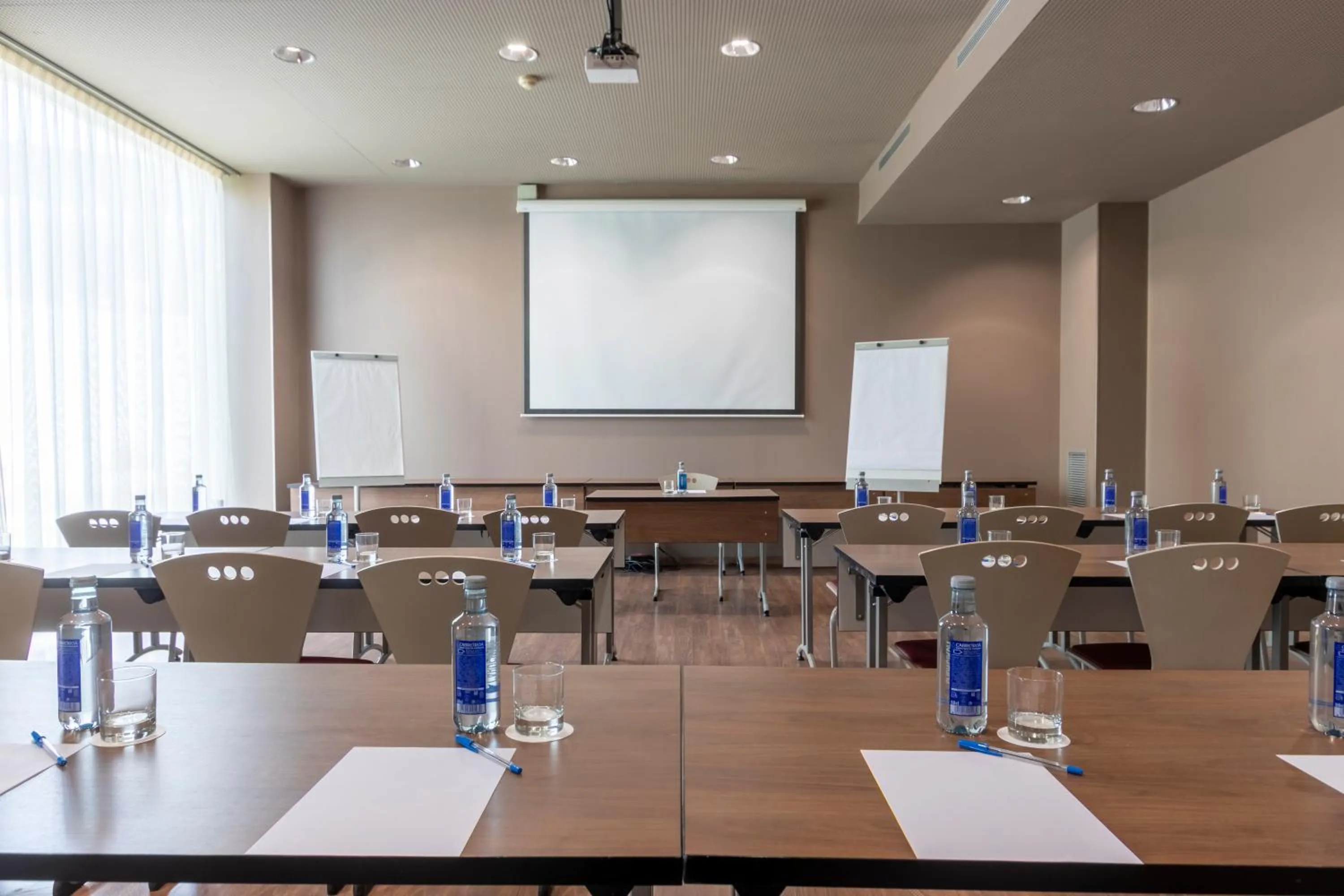 Meeting/conference room in Travelodge Málaga Airport
