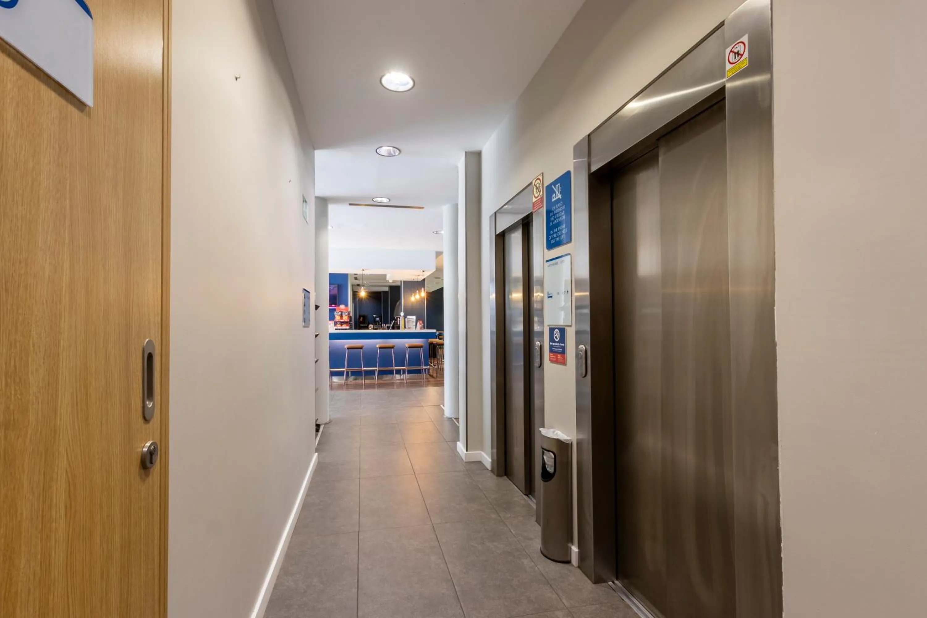 Area and facilities in Travelodge Málaga Airport