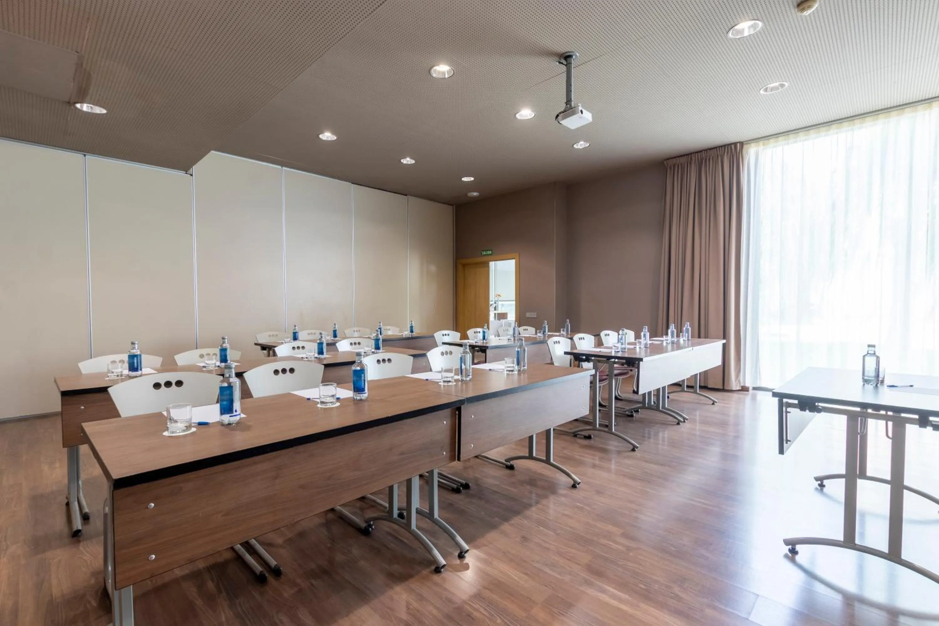 Meeting/conference room in Travelodge Málaga Airport