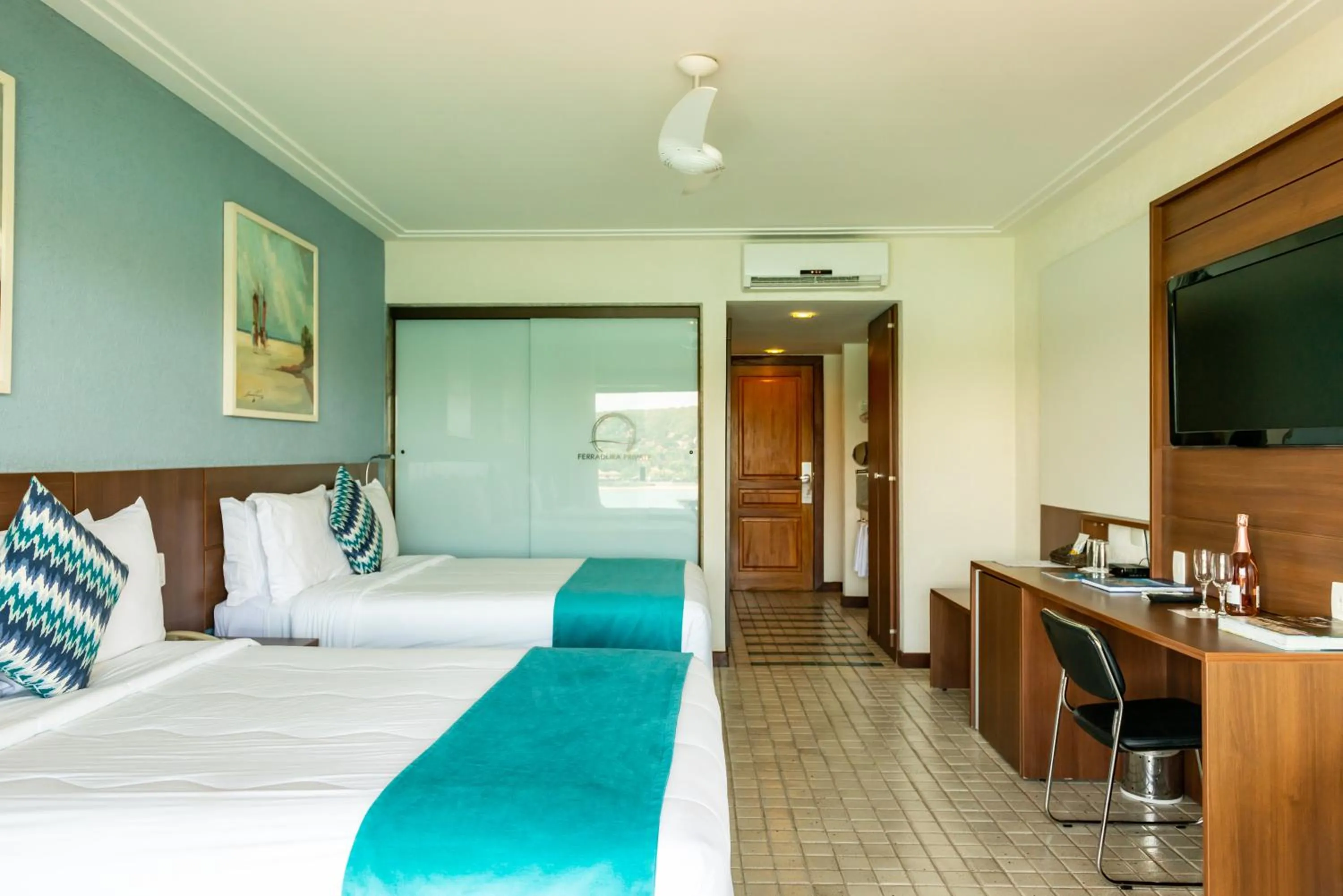 Bedroom, Bed in Hotel Ferradura Private