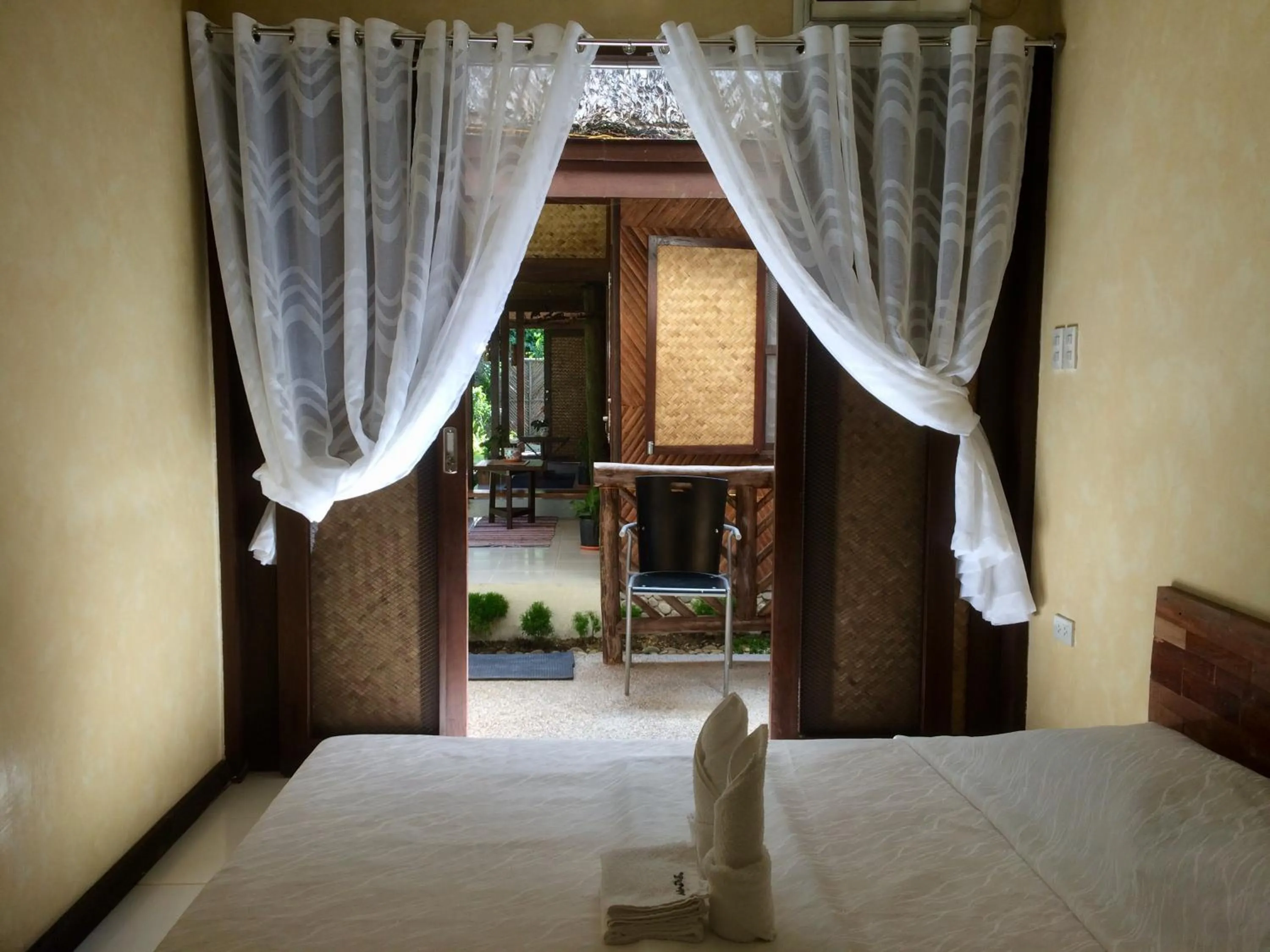 Photo of the whole room, Bed in Le Cou de Tou Village Resort