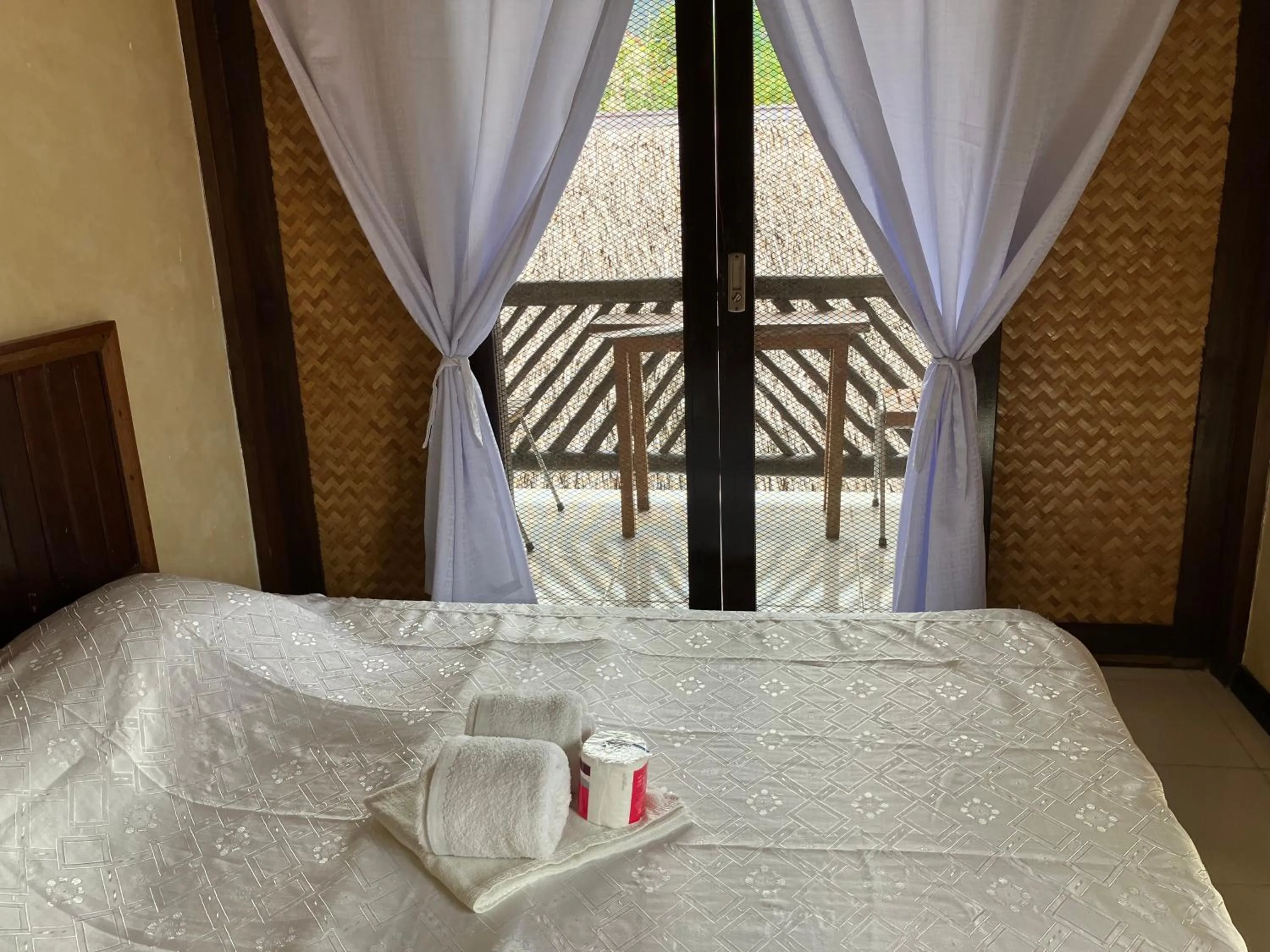Property building, Bed in Le Cou de Tou Village Resort