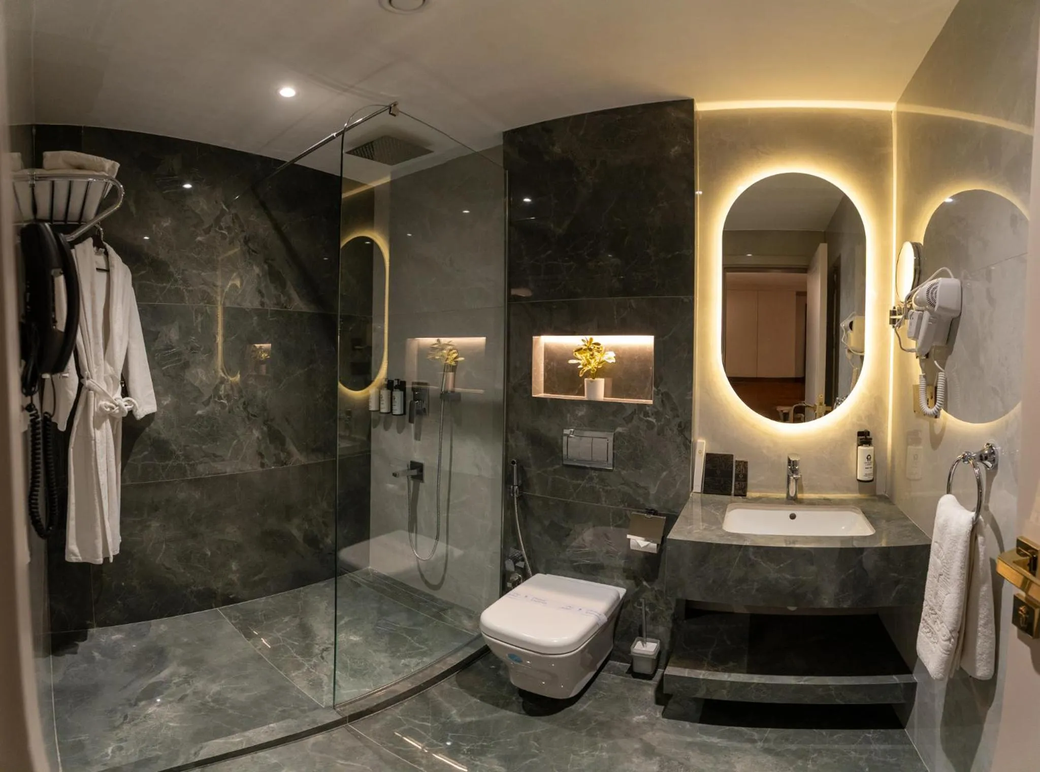 Shower in Hyksos Hotel