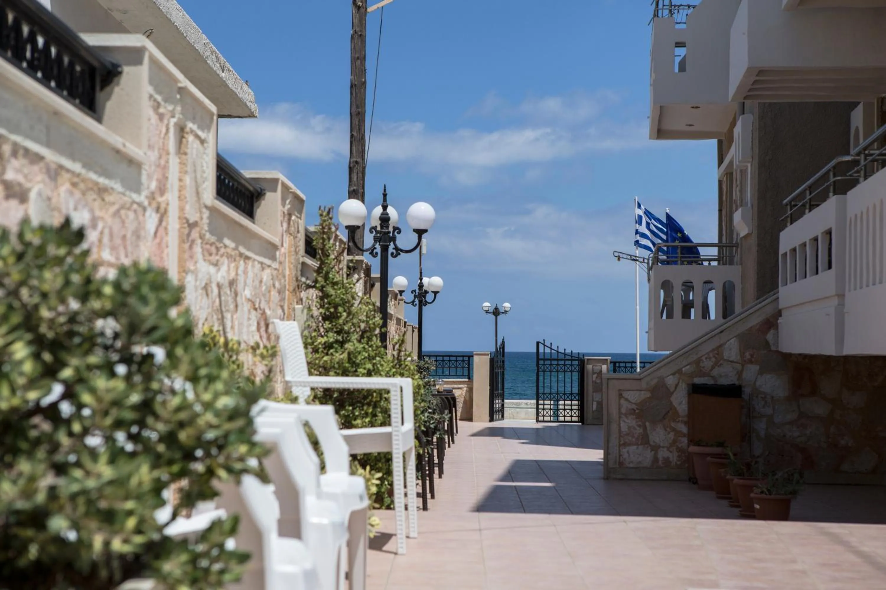 Patio in Mandy Suites