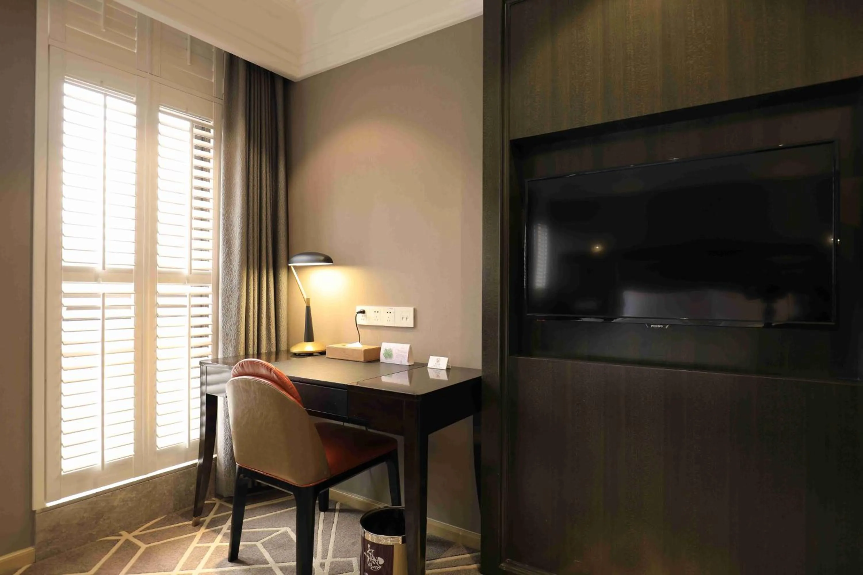 Property building in Jinjiang Metropolo Hotel Classic Nanjing Road (East) Shanghai