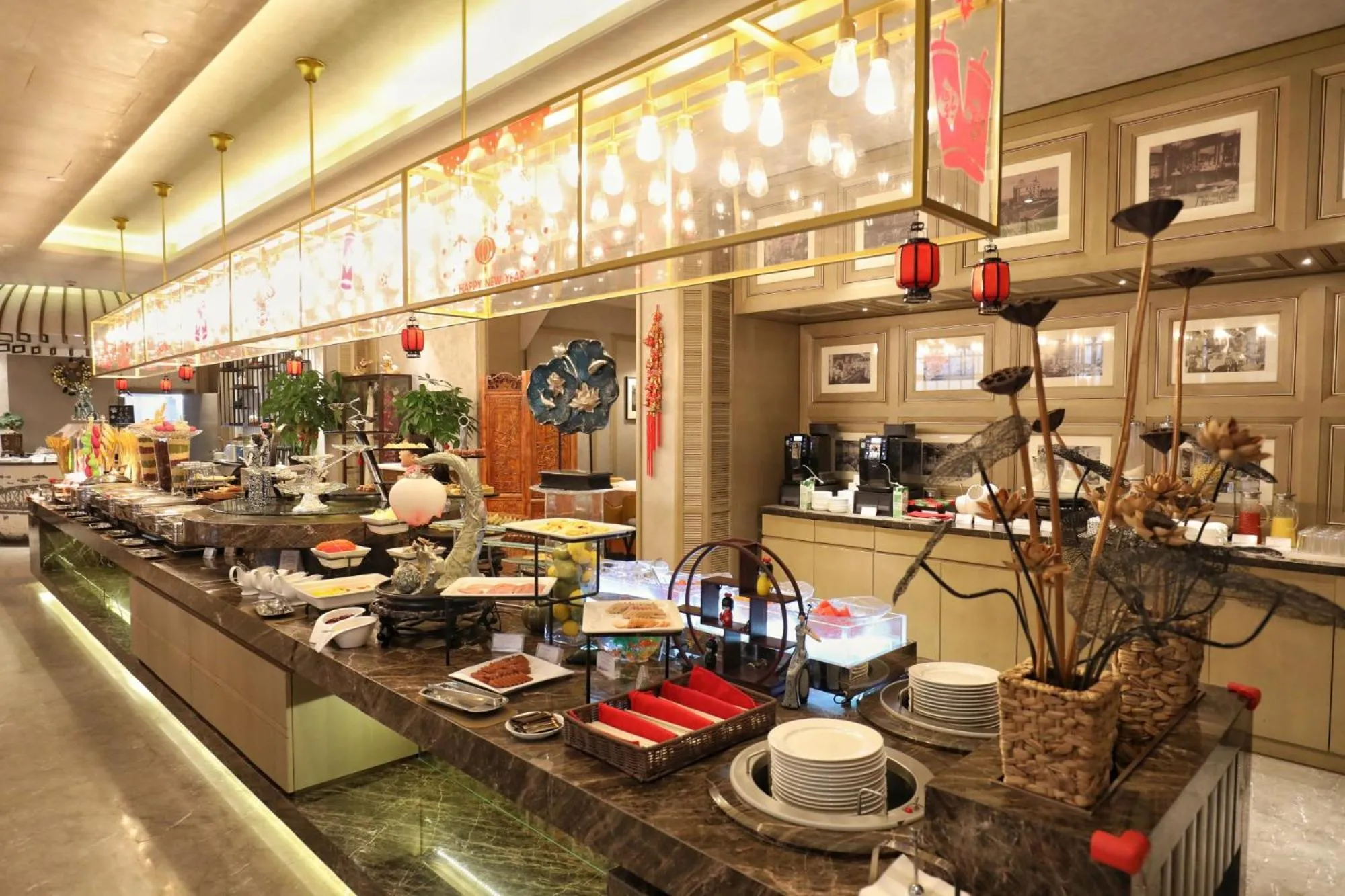 Restaurant/places to eat in Jinjiang Metropolo Hotel Classic Nanjing Road (East) Shanghai