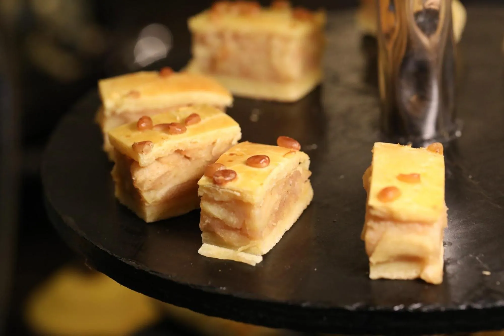 Food and drinks in Jinjiang Metropolo Hotel Classic Nanjing Road (East) Shanghai