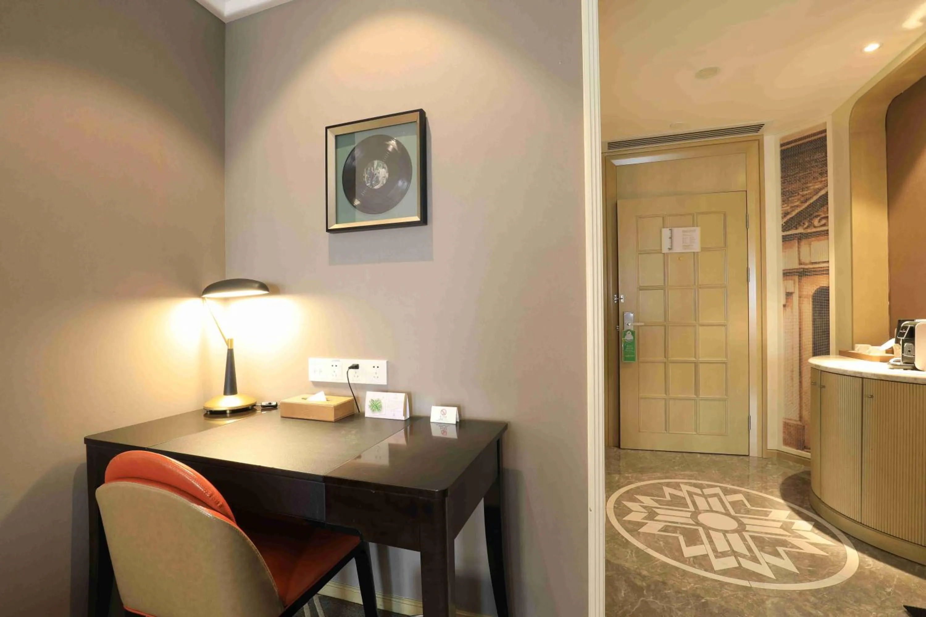 Jinjiang Metropolo Hotel Classic Nanjing Road (East) Shanghai