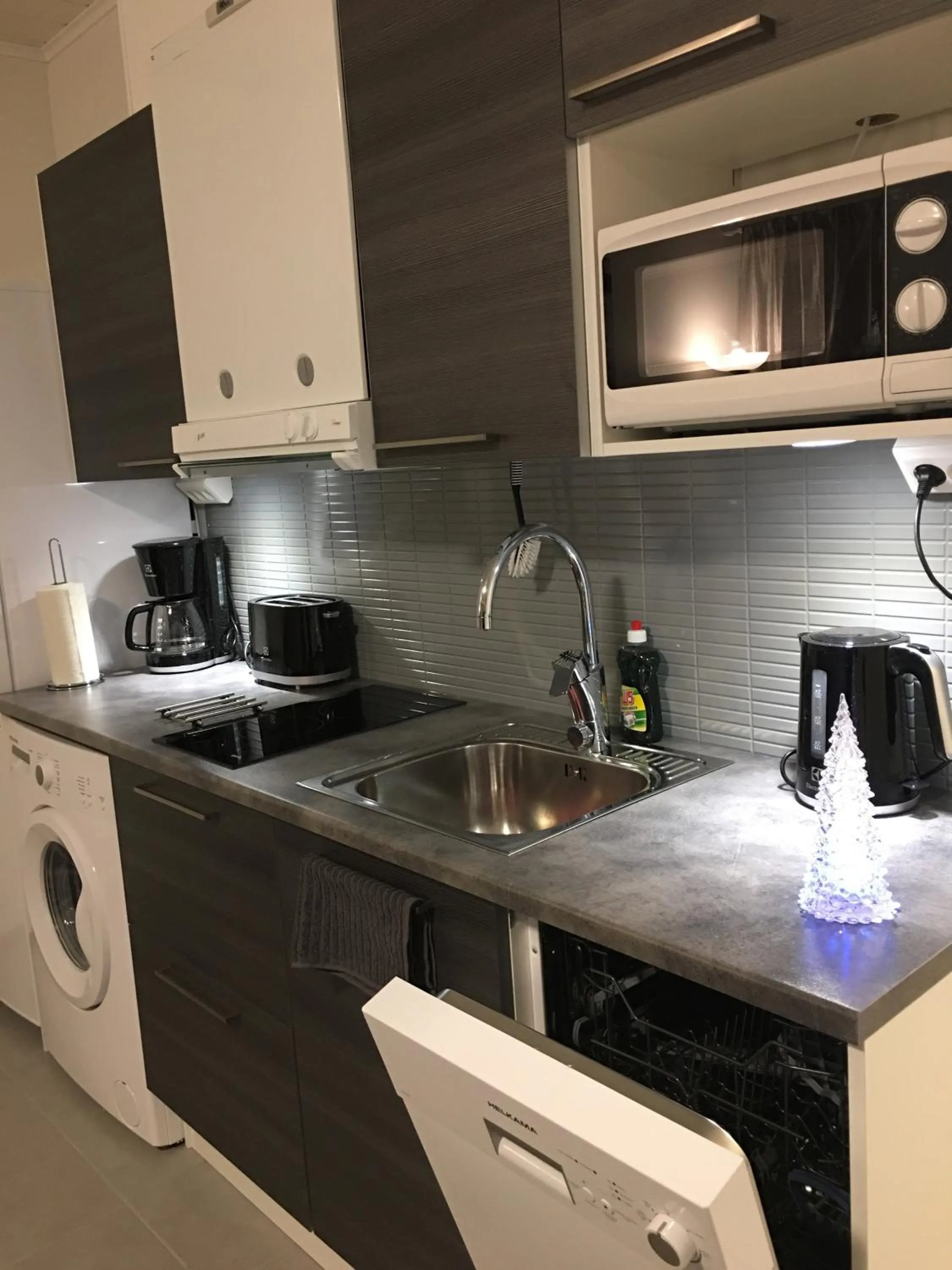 Arctic Resort Delight