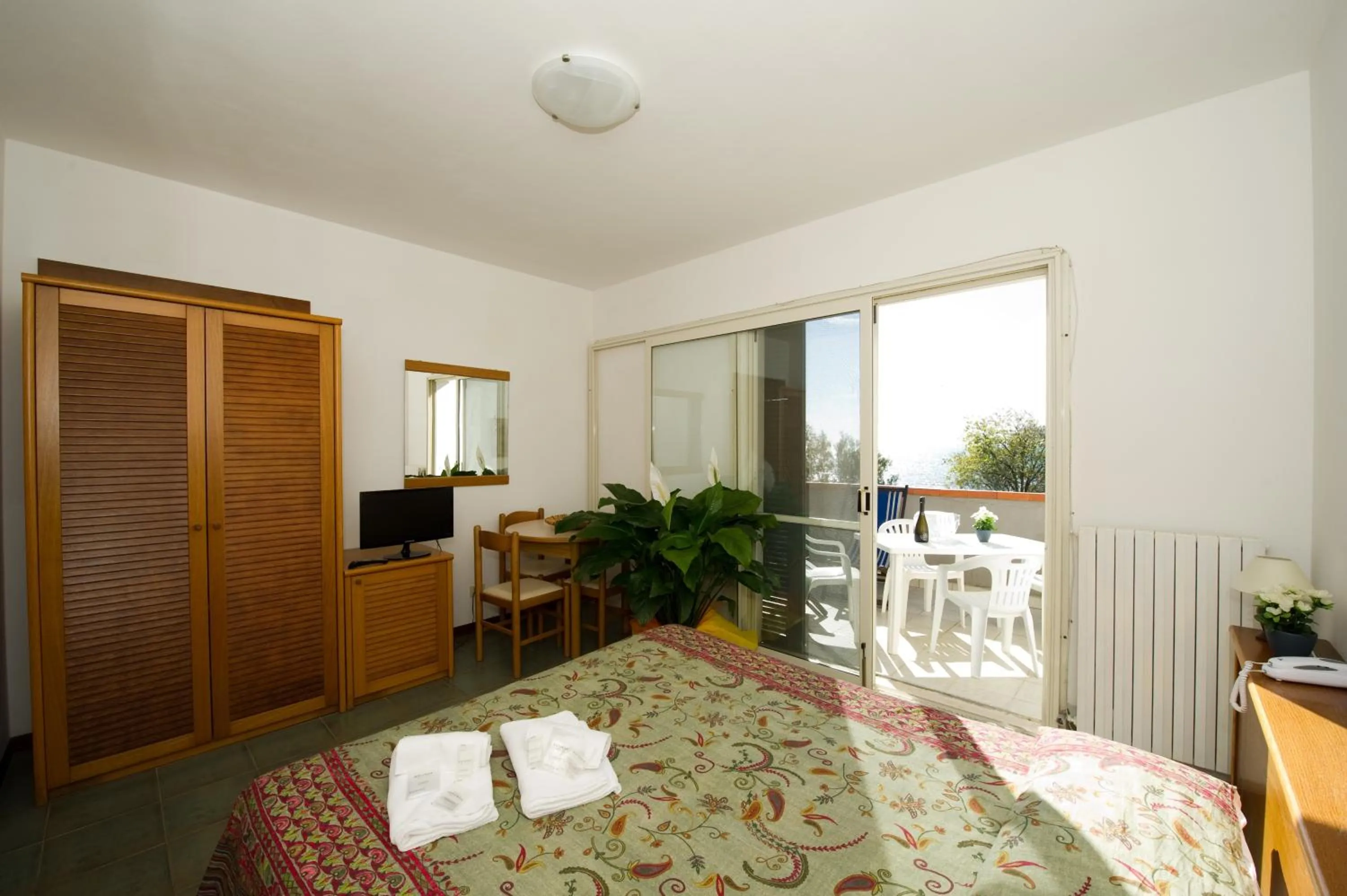 Decorative detail, Bed in Il Lido