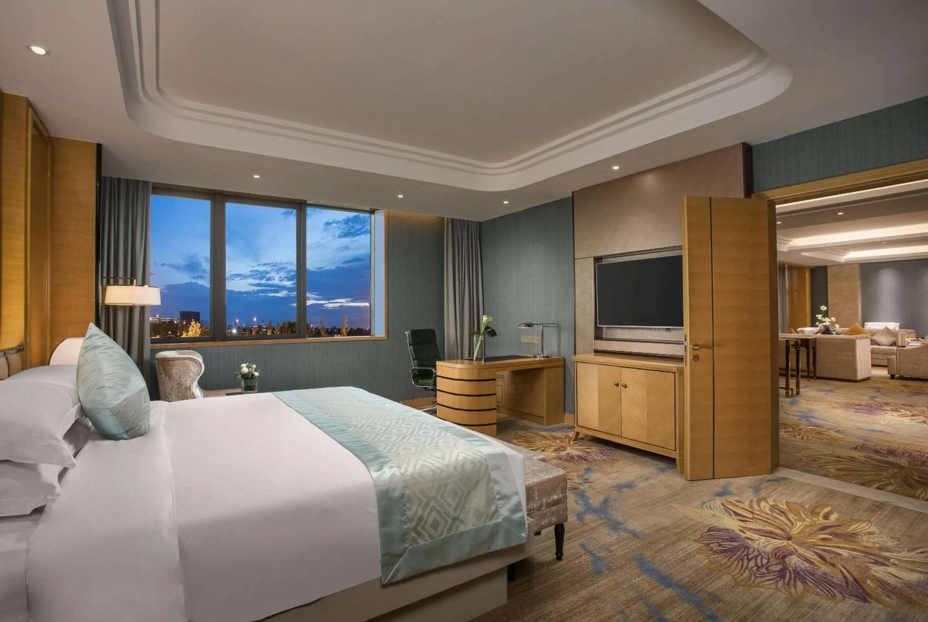 Photo of the whole room, Bed in Wyndham HangZhou East