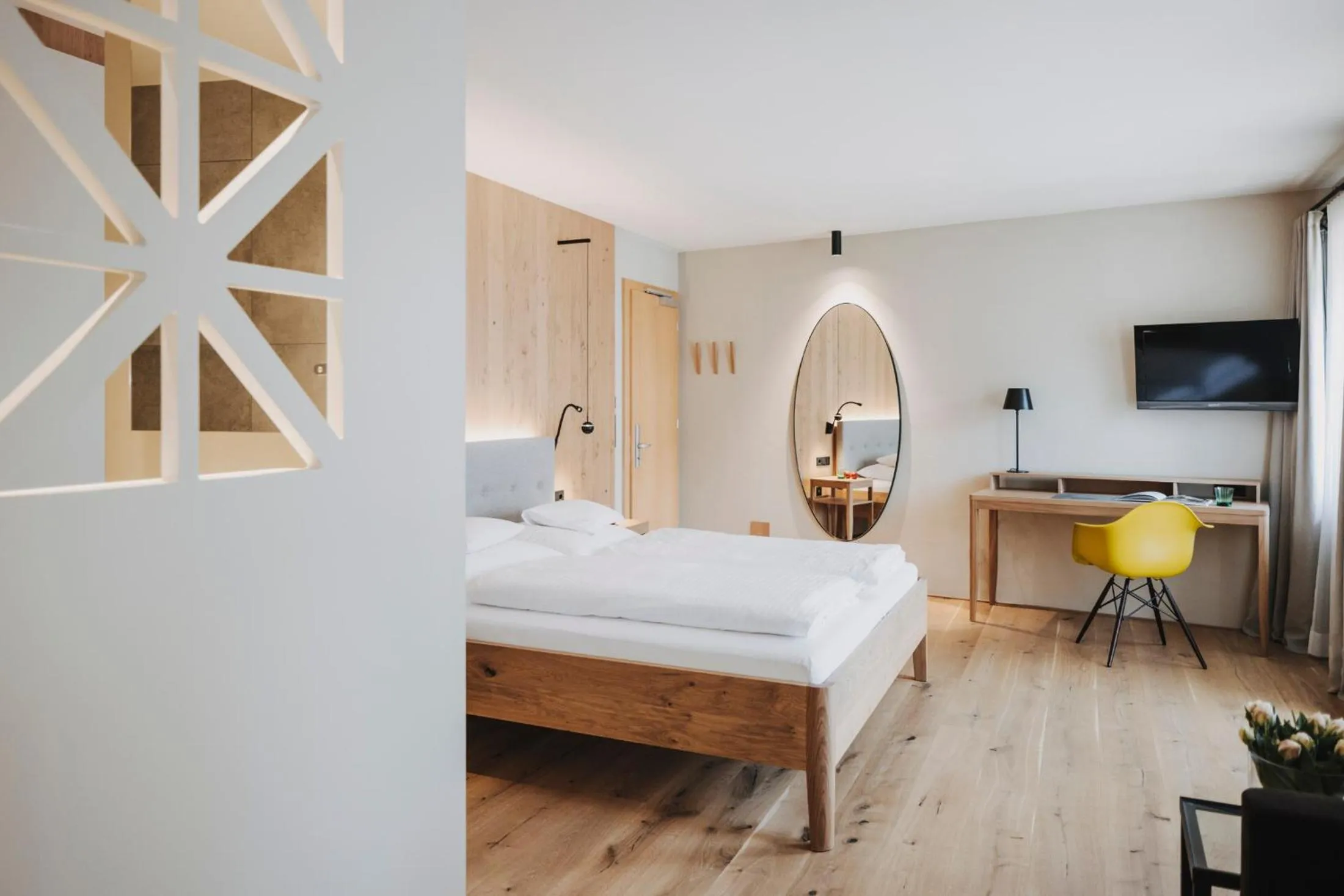 Bedroom, Bed in Hotel Alpenrose