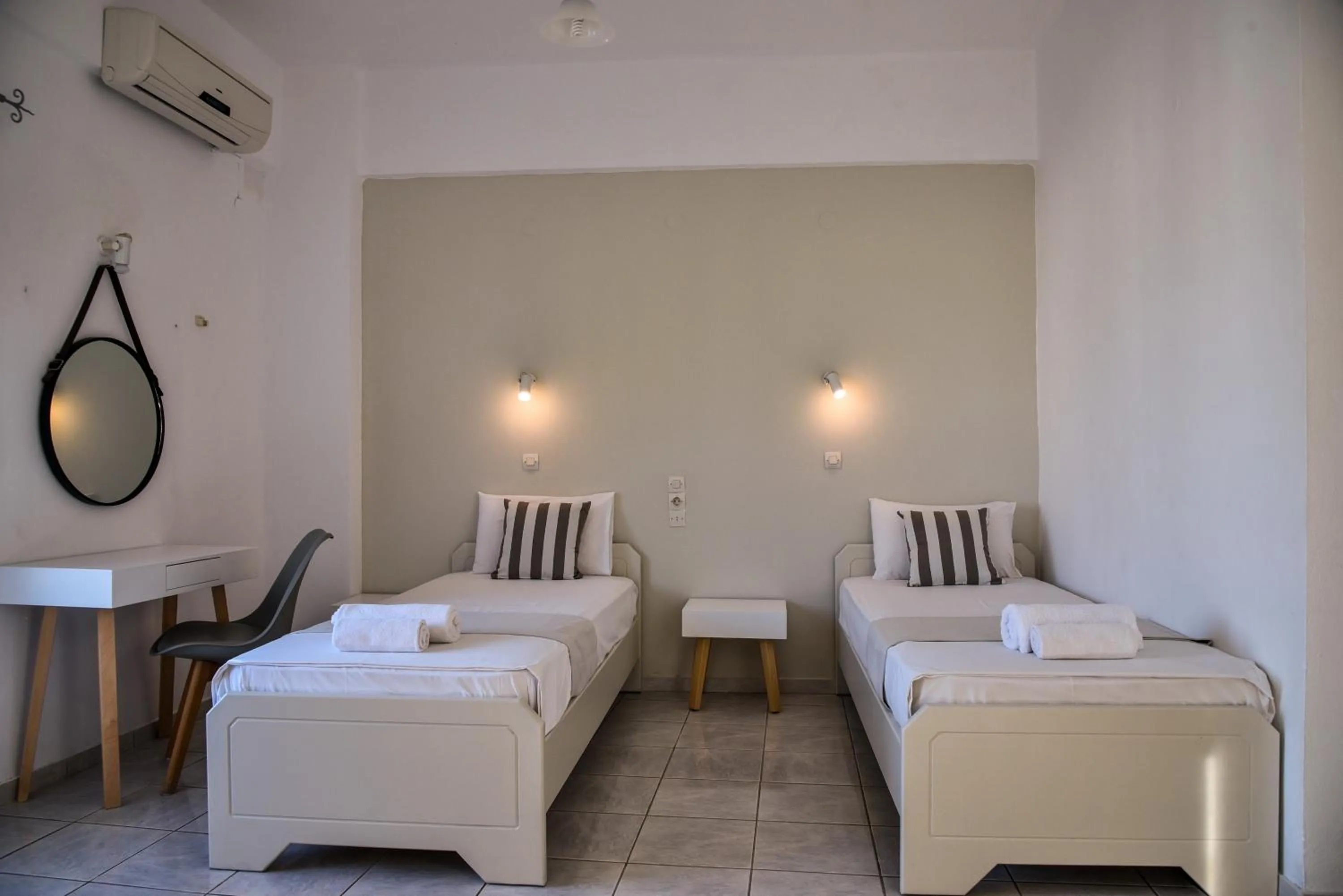 Bed in Iraklis Apartments