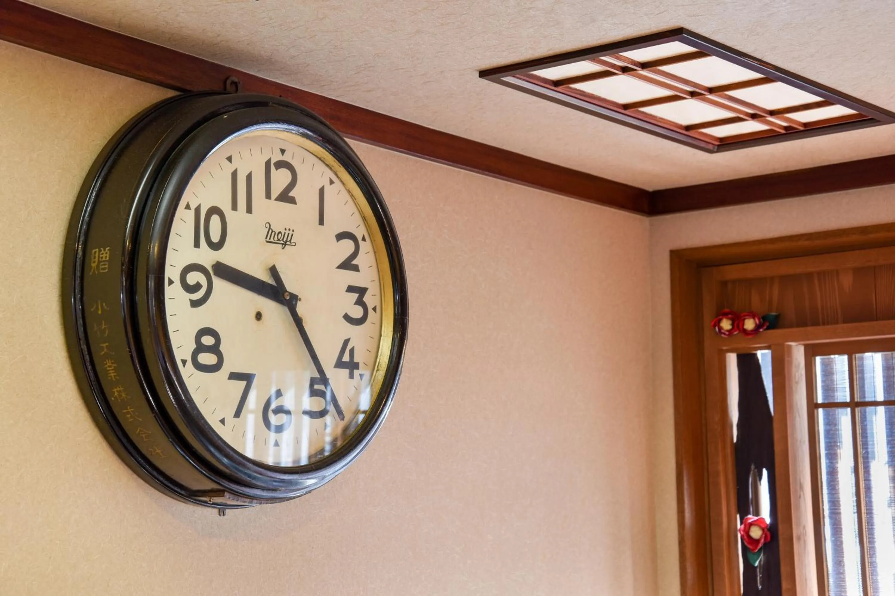 Decorative detail in Kadokyu Ryokan