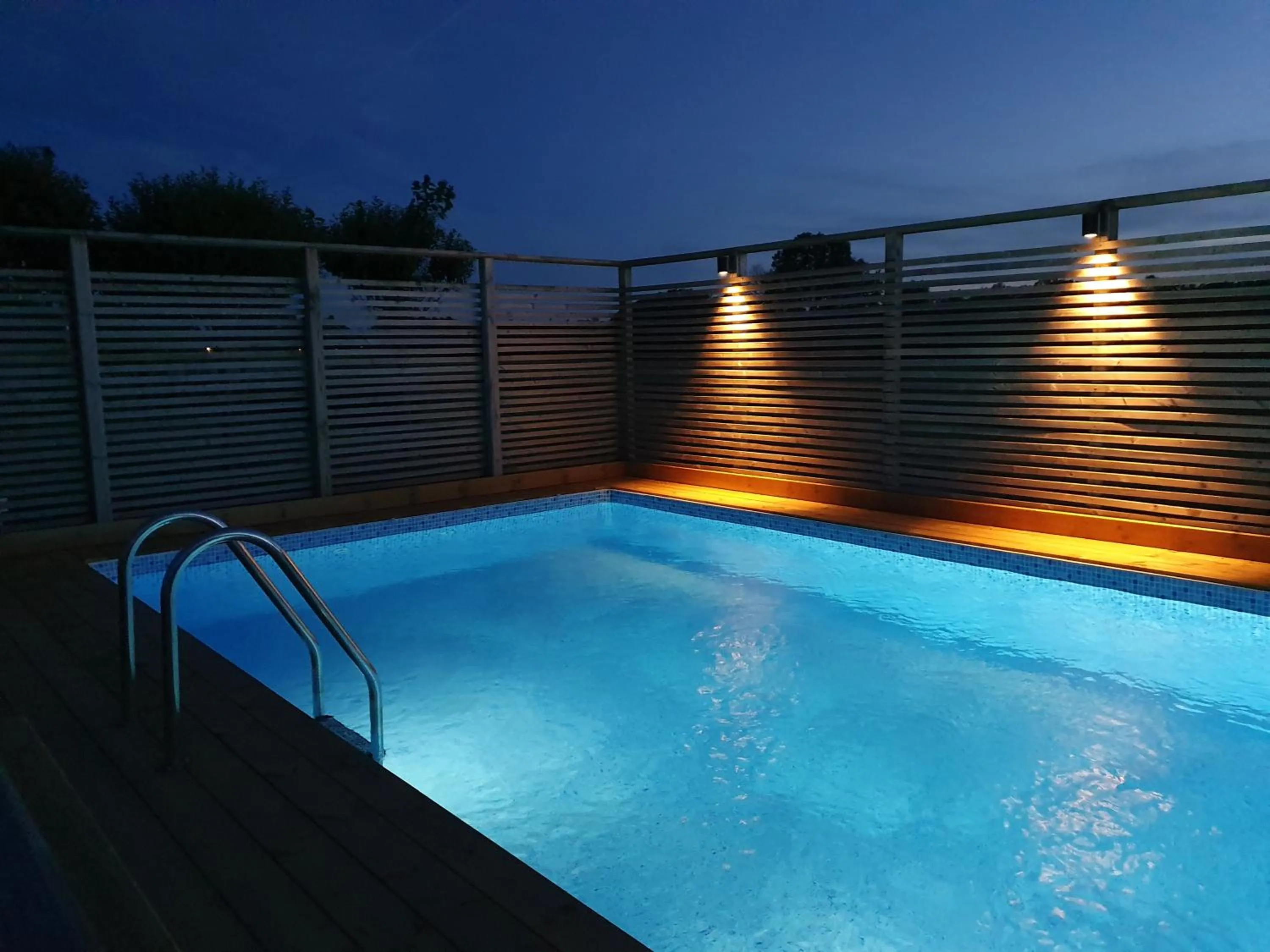 Swimming pool in Hotel Bella Luna