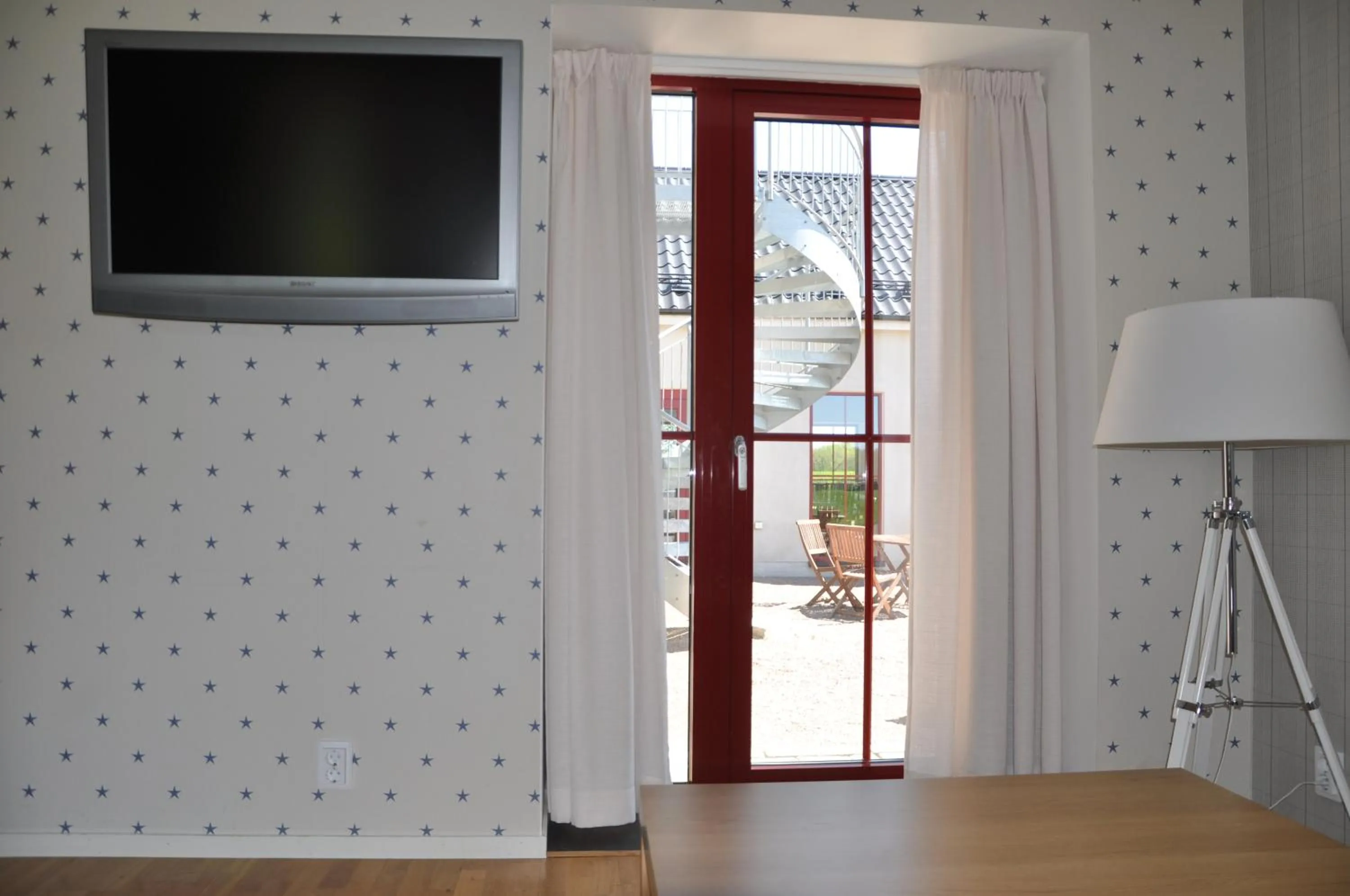 TV and multimedia in Hotel Bella Luna