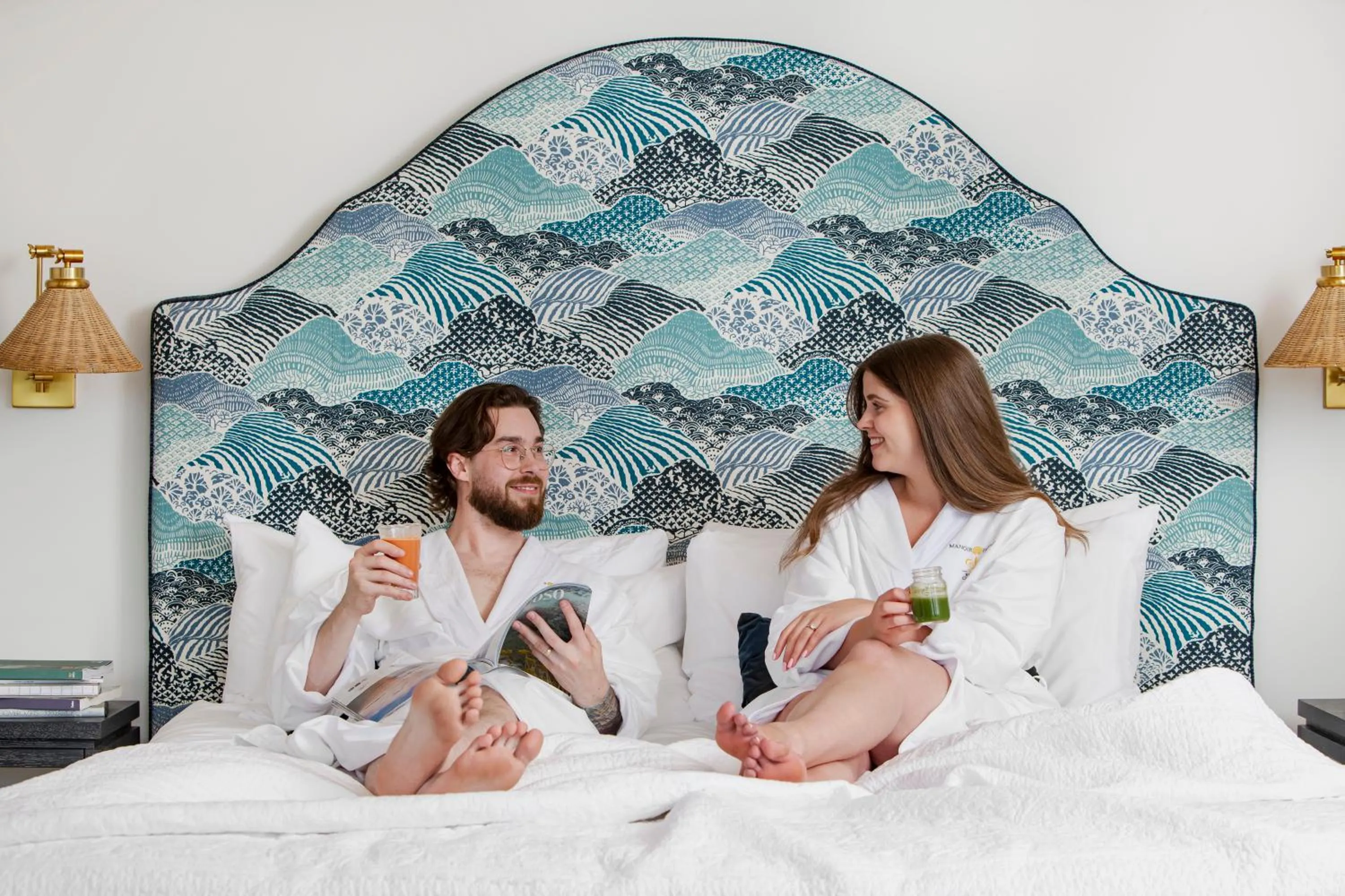 Bed in Manoir Hovey, Relais & Châteaux