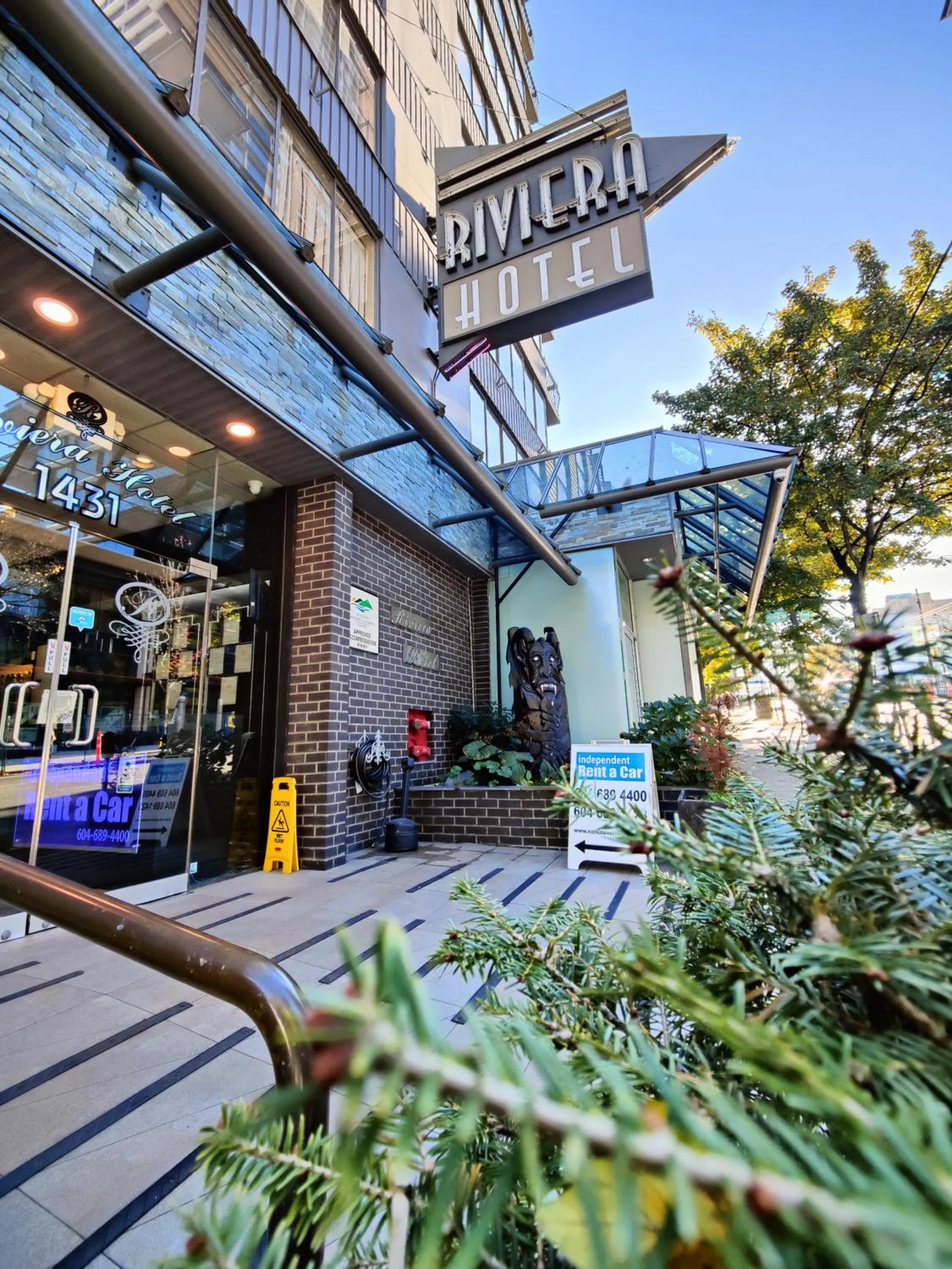 Facade/entrance in Divya Sutra Suites on Robson Downtown Vancouver